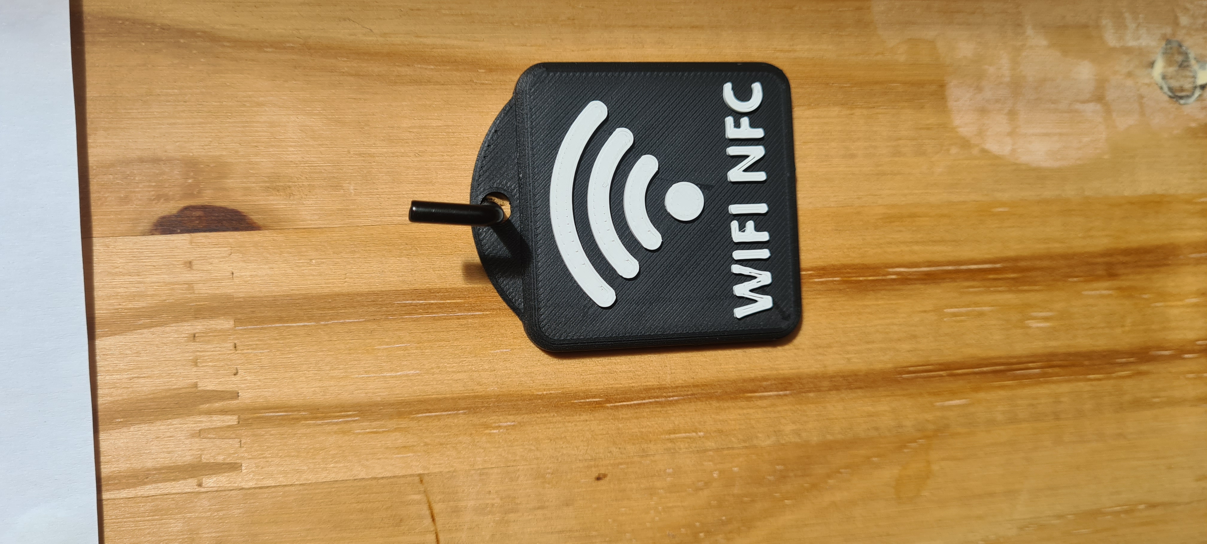 badge WIFI NFC