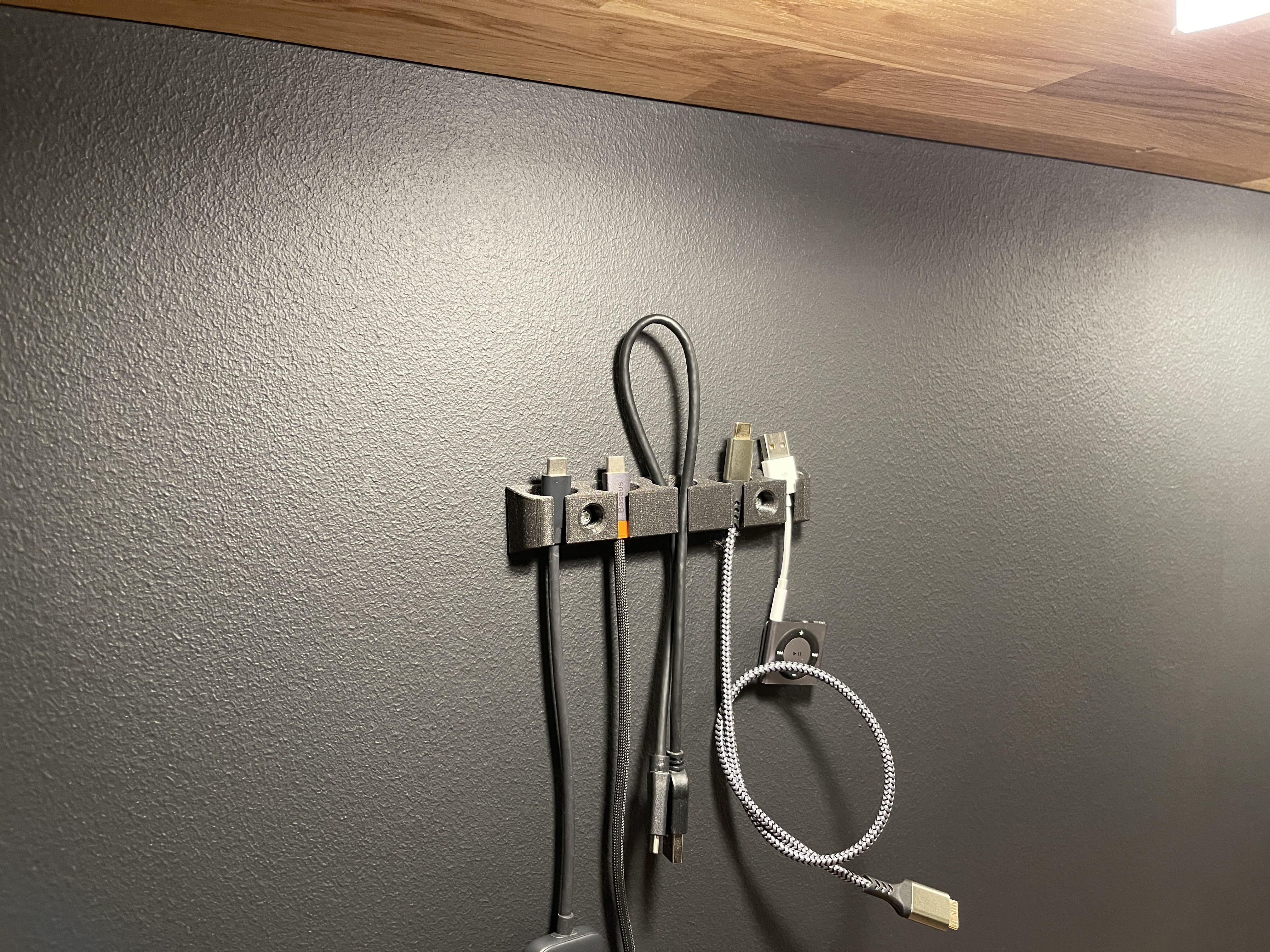 Wallmounted USB Cable Holder