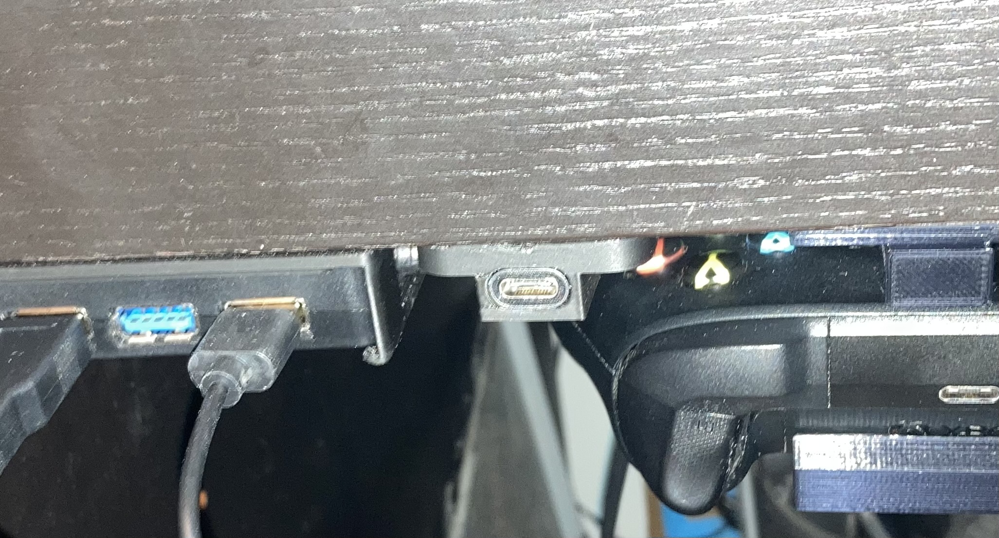 USB-C Extension Cable Desk Mount