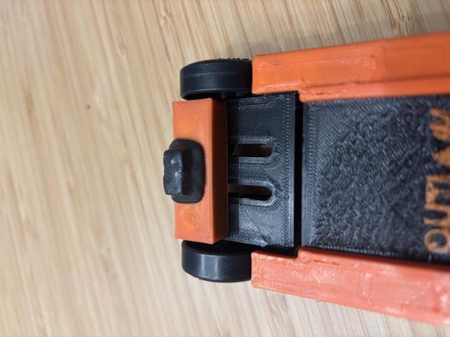 Gravity Champ Weight Box - 3d printed pinewood