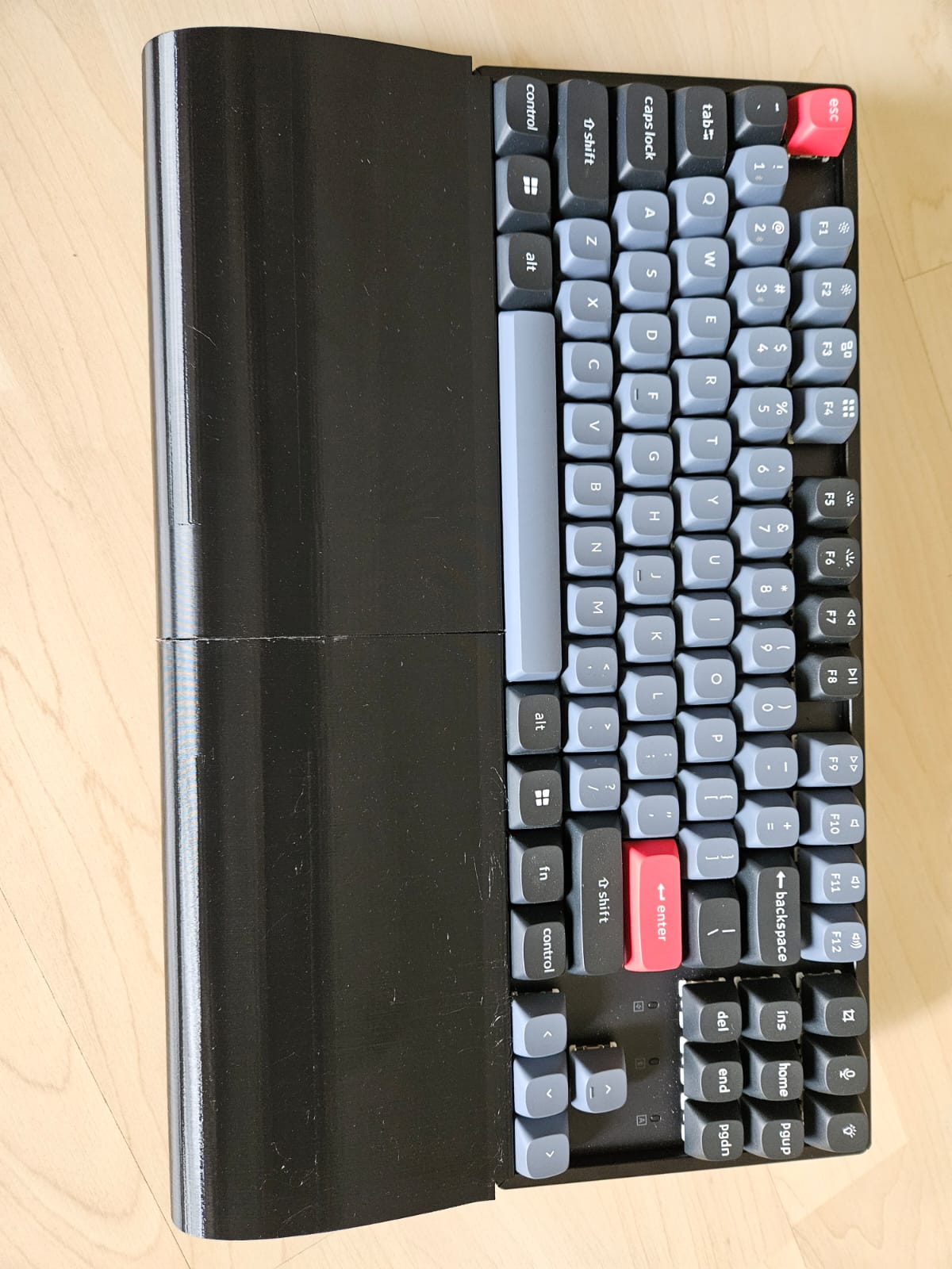 Keychron K8 Pro (aluminum frame) palm rest