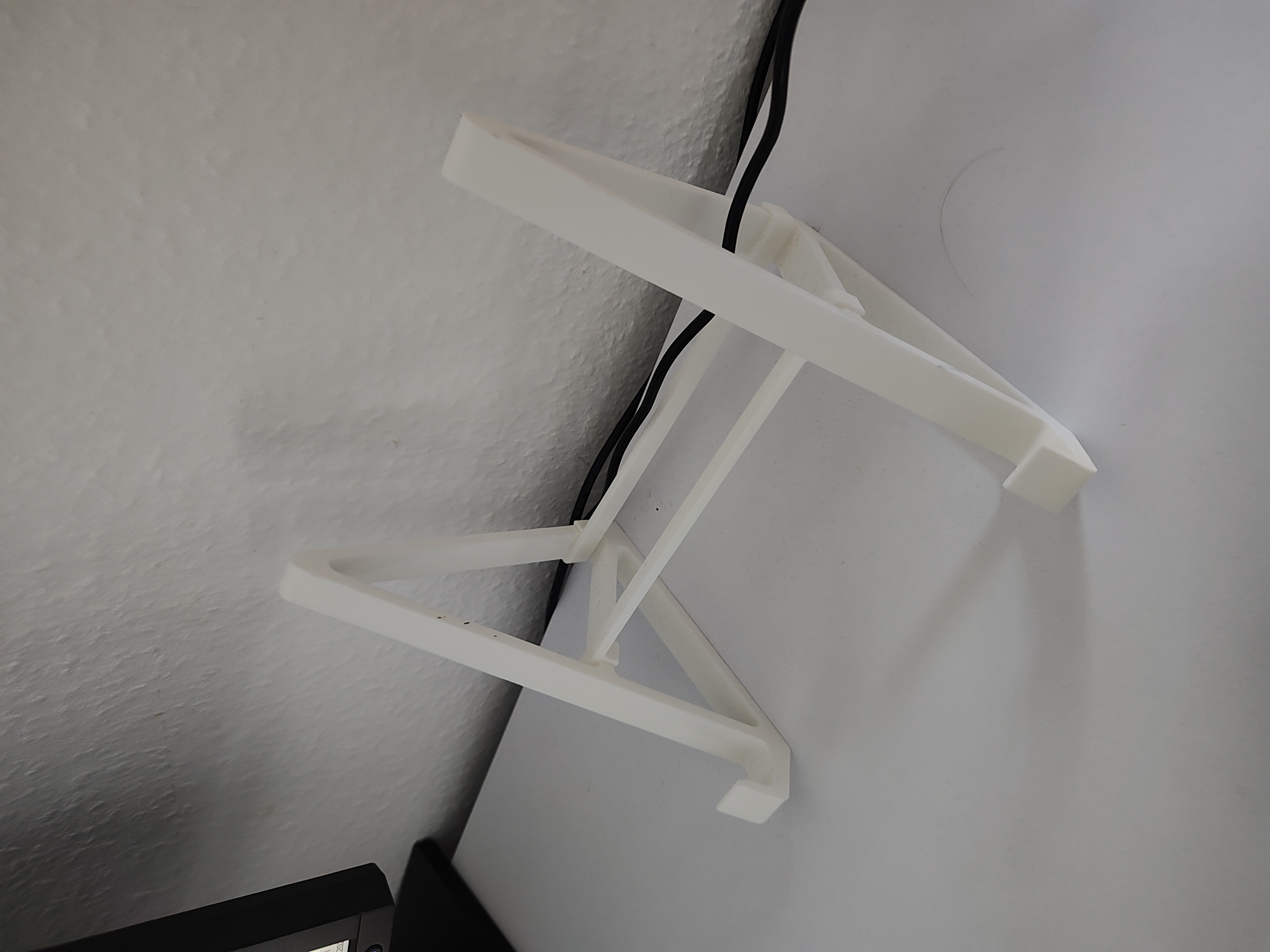 Laptop/ Notebook stand — thumbnail 2
