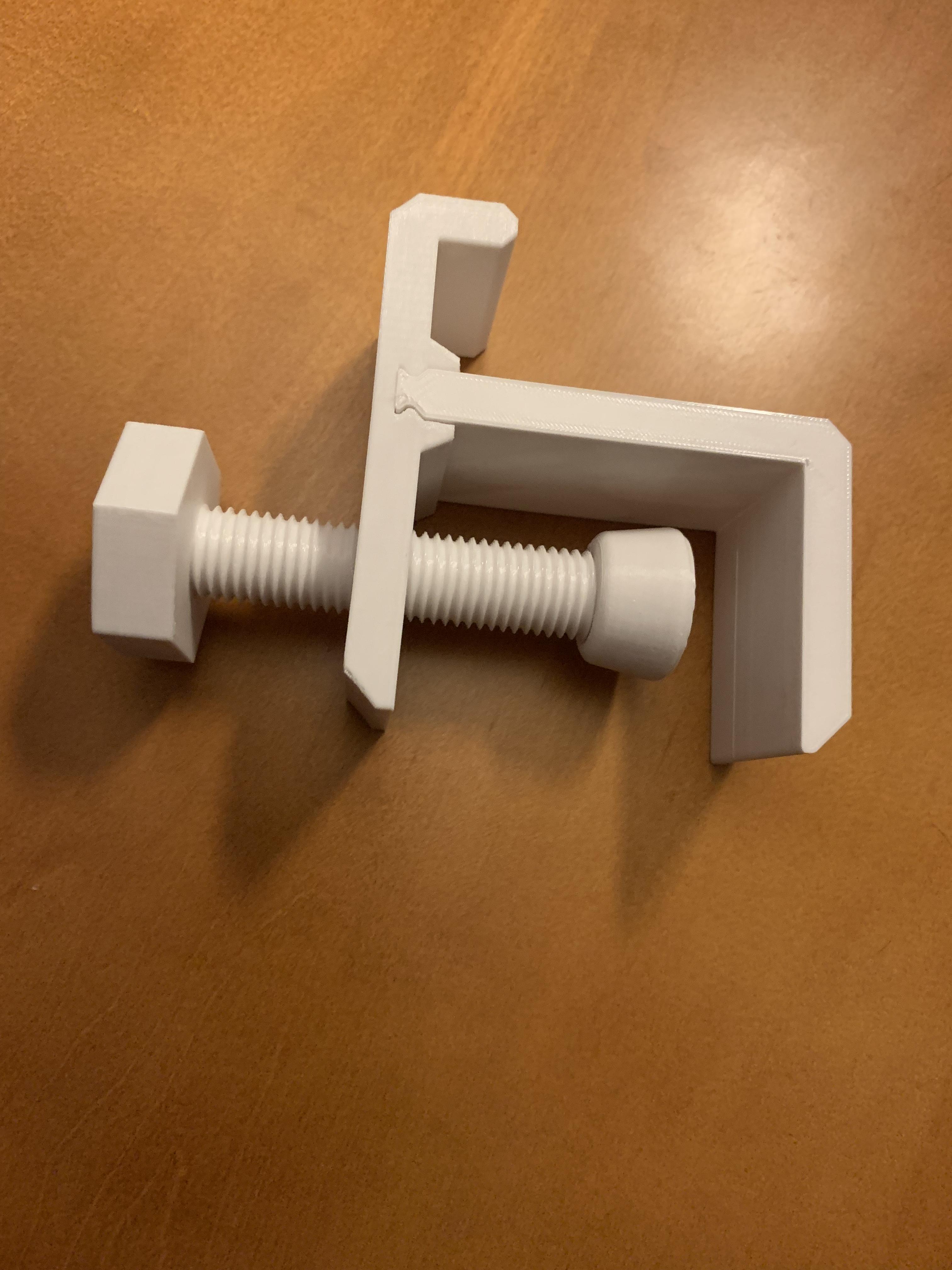Miniatura 2 do modelo 3D Headphone / Headset Hook Clamp