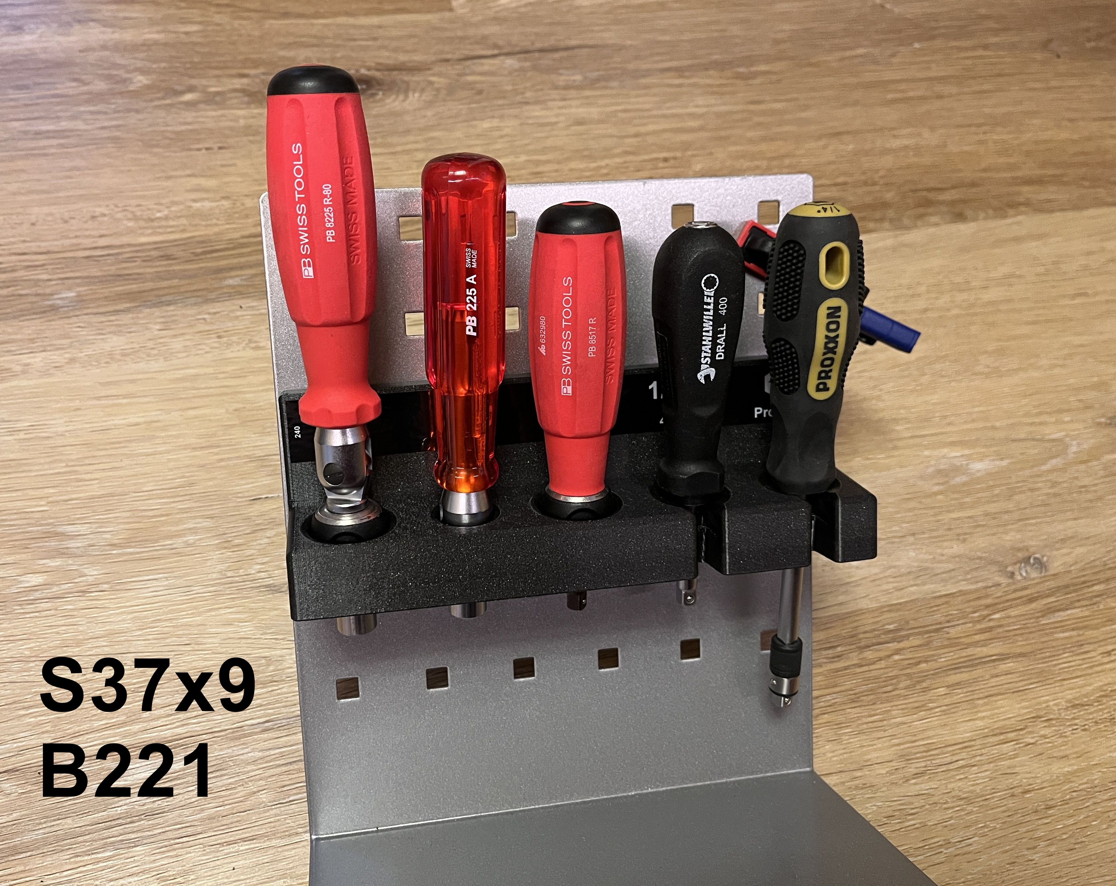 S37x9 - B221 - 8mm + 1/4" Ratschen
