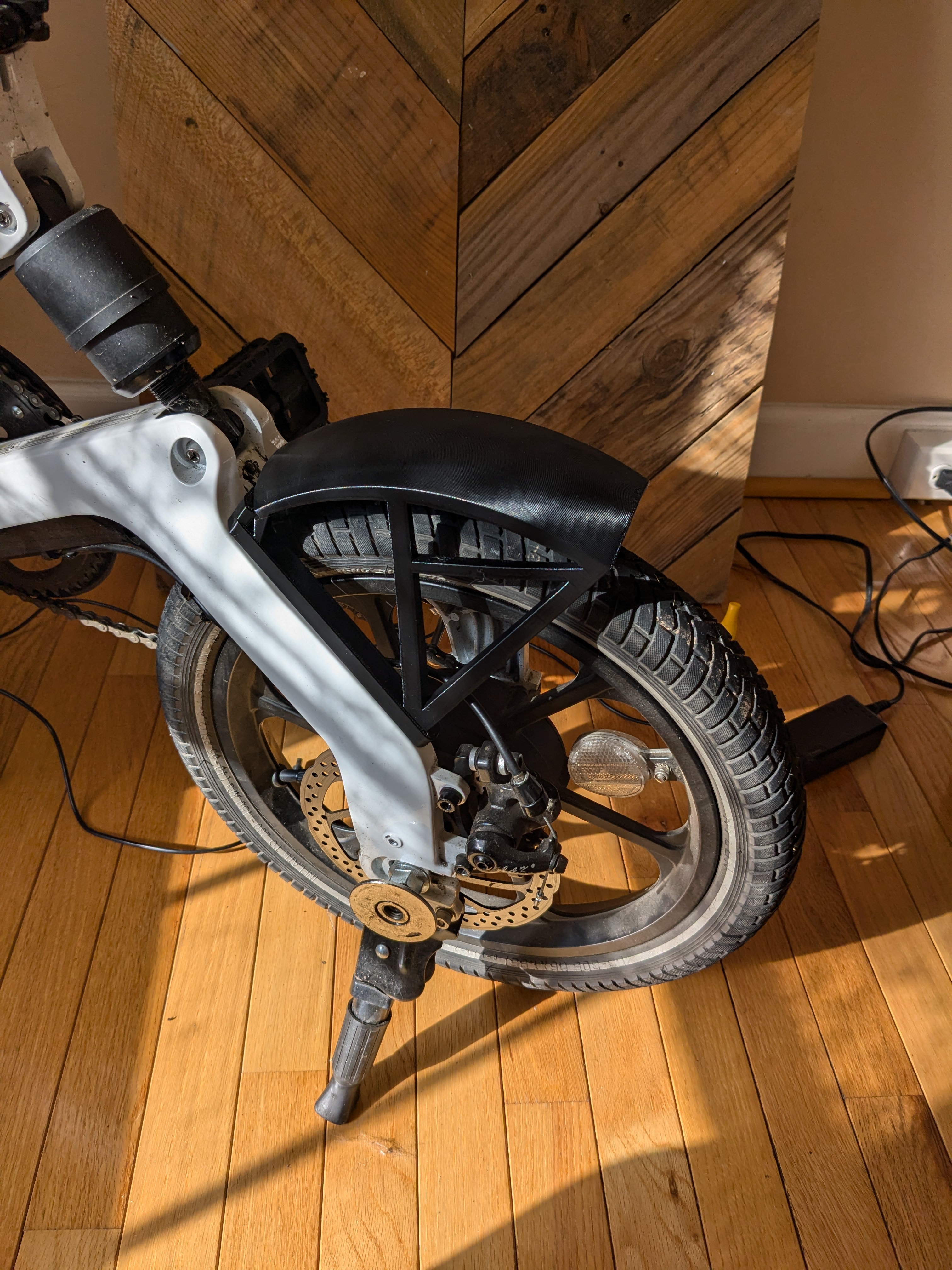 Jupiter Discovery X5 rear fender