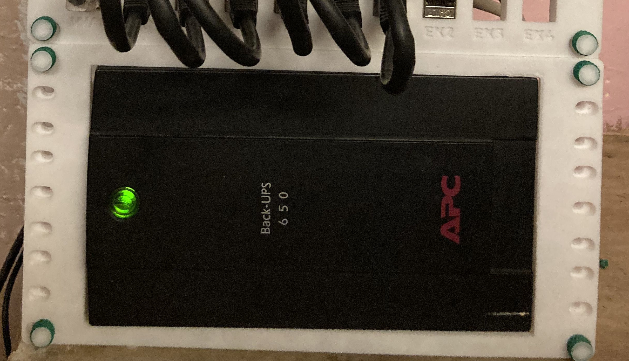 10 inch rack mount for APC back-UPS 650