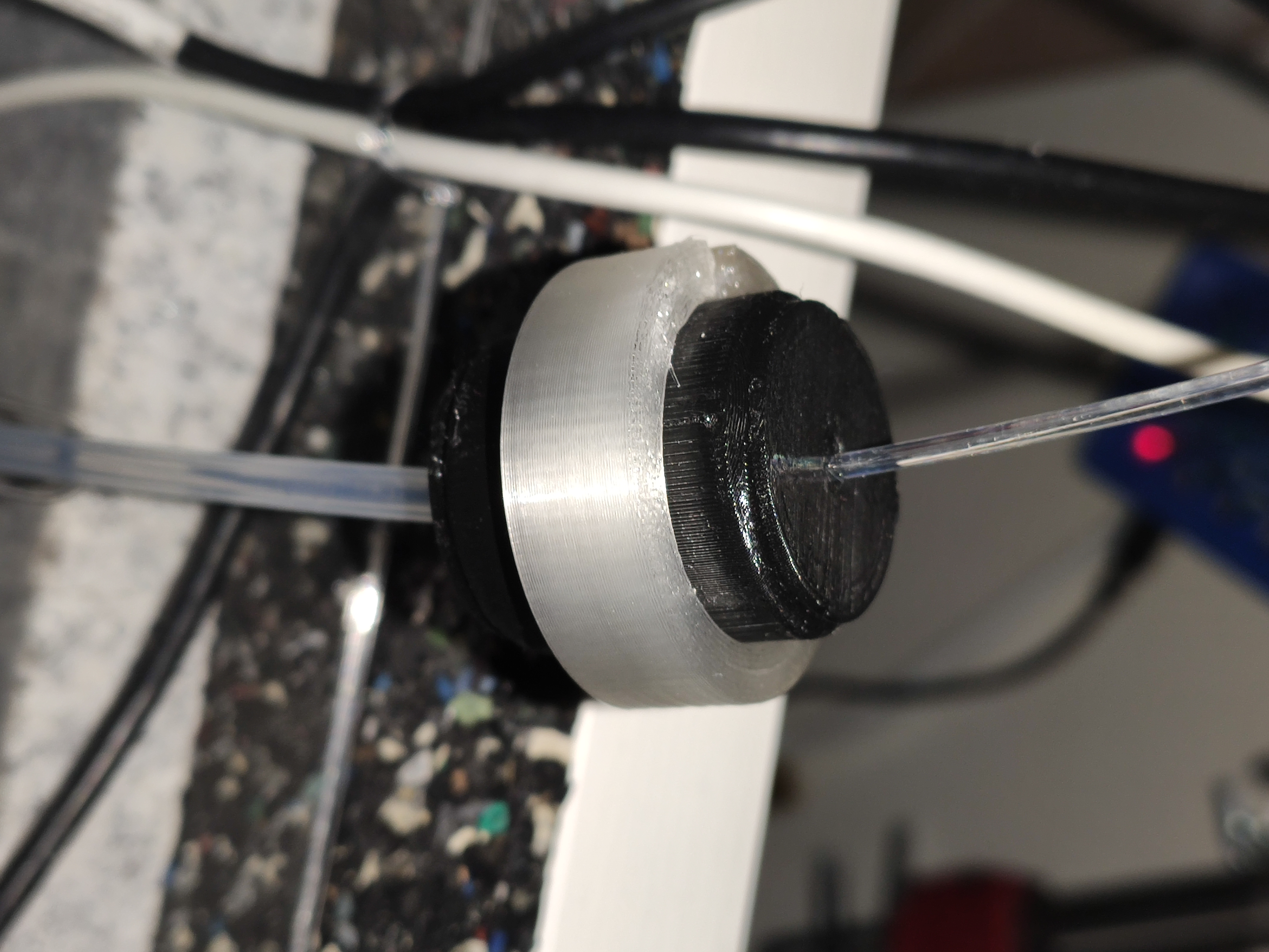 Filament cleaner ring