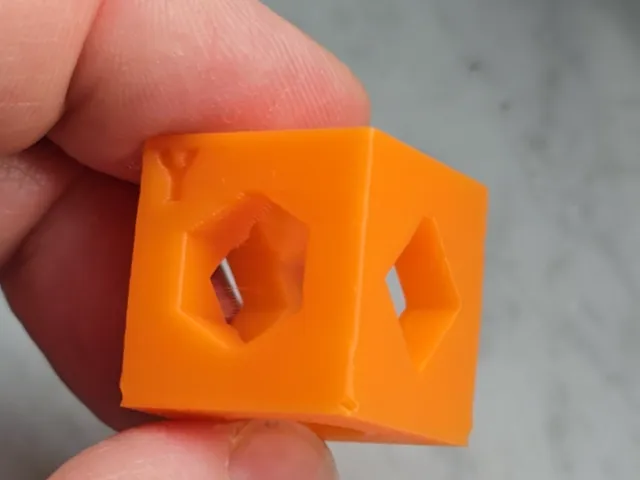 Calibration Cube Hollow by BRI