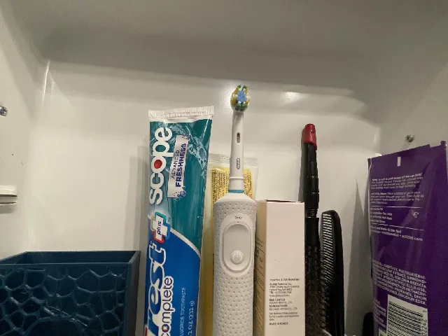 Vertical Toothpaste Tube and Comb Holders