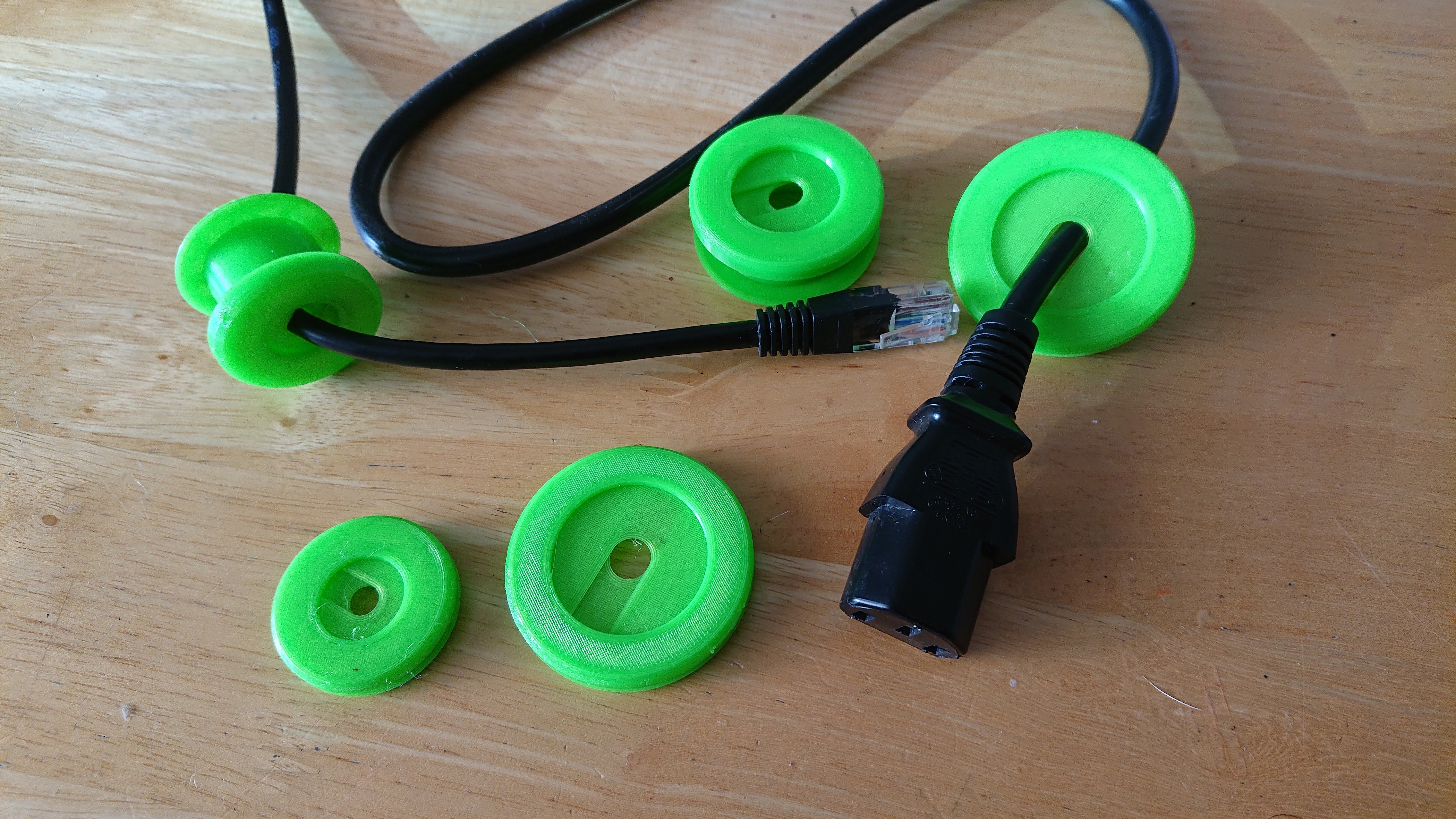 Customisable grommet — thumbnail 4