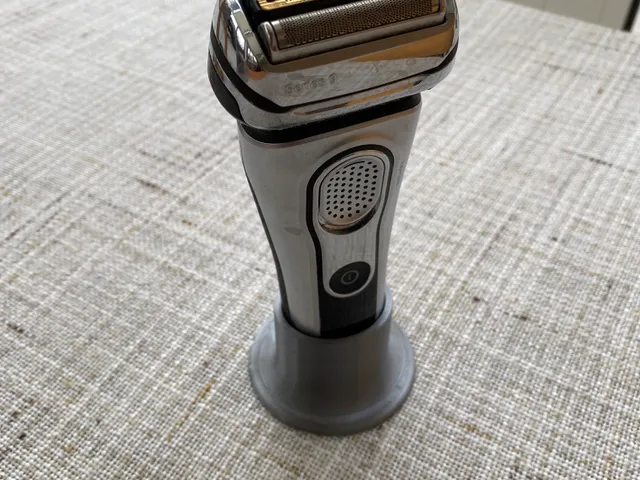 Braun Series 9 Stand