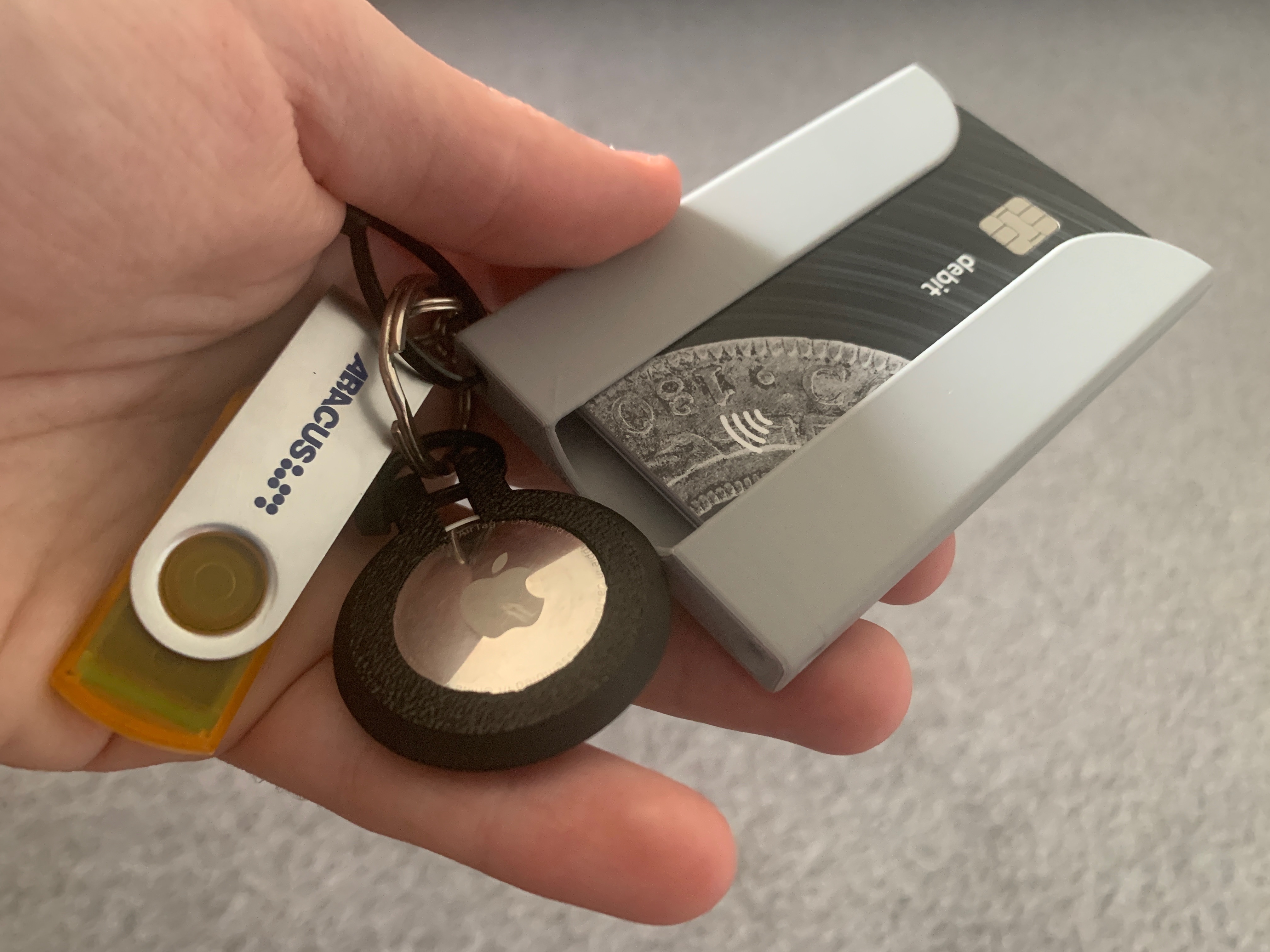 'The DUMB Wallet' w/ Keychain Holes