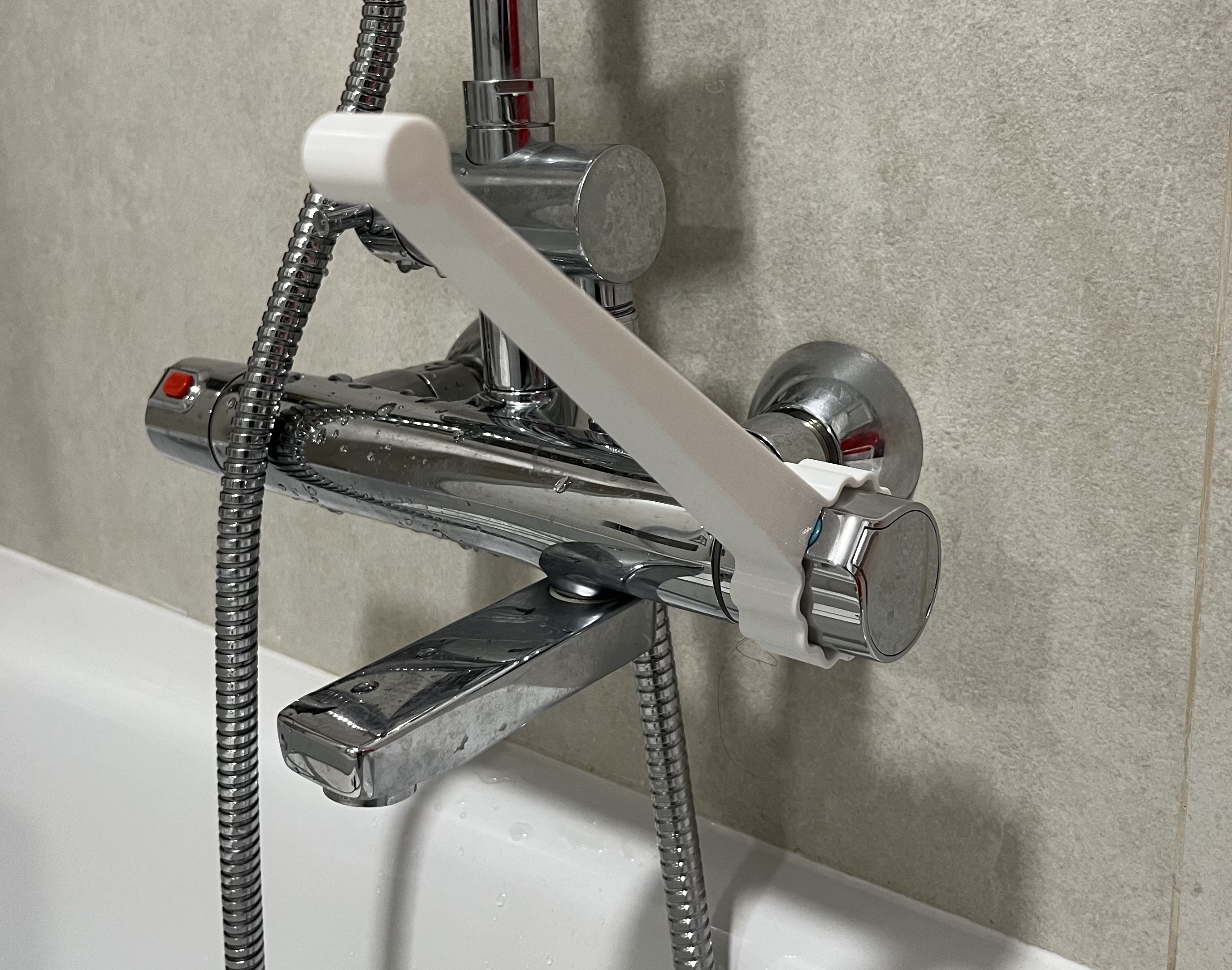 Universal Faucet Handle for Showers & Bathtubs
