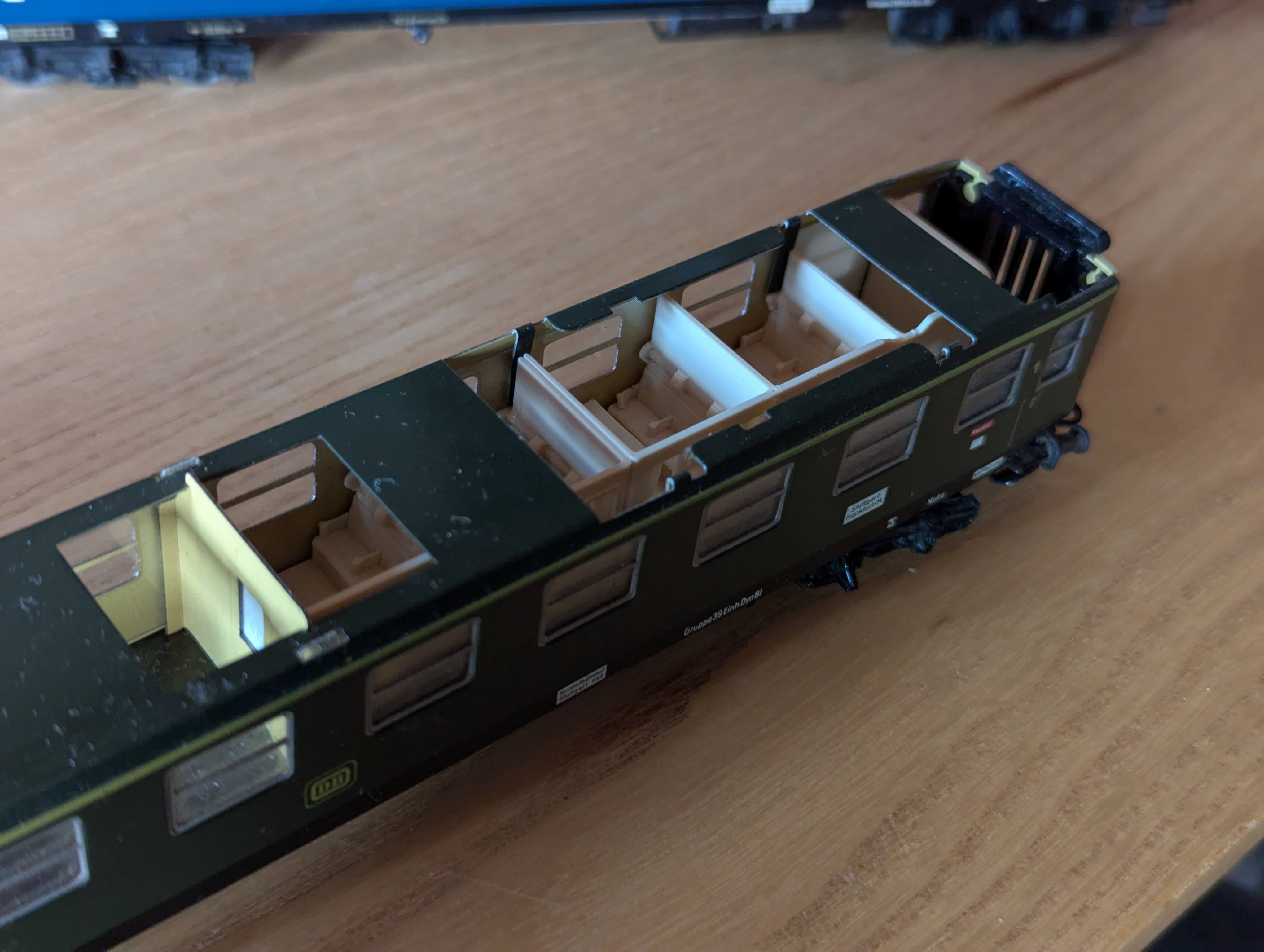Maerklin 4023 / 4027 Interior Inneneinrichtung B4ümg 1st class