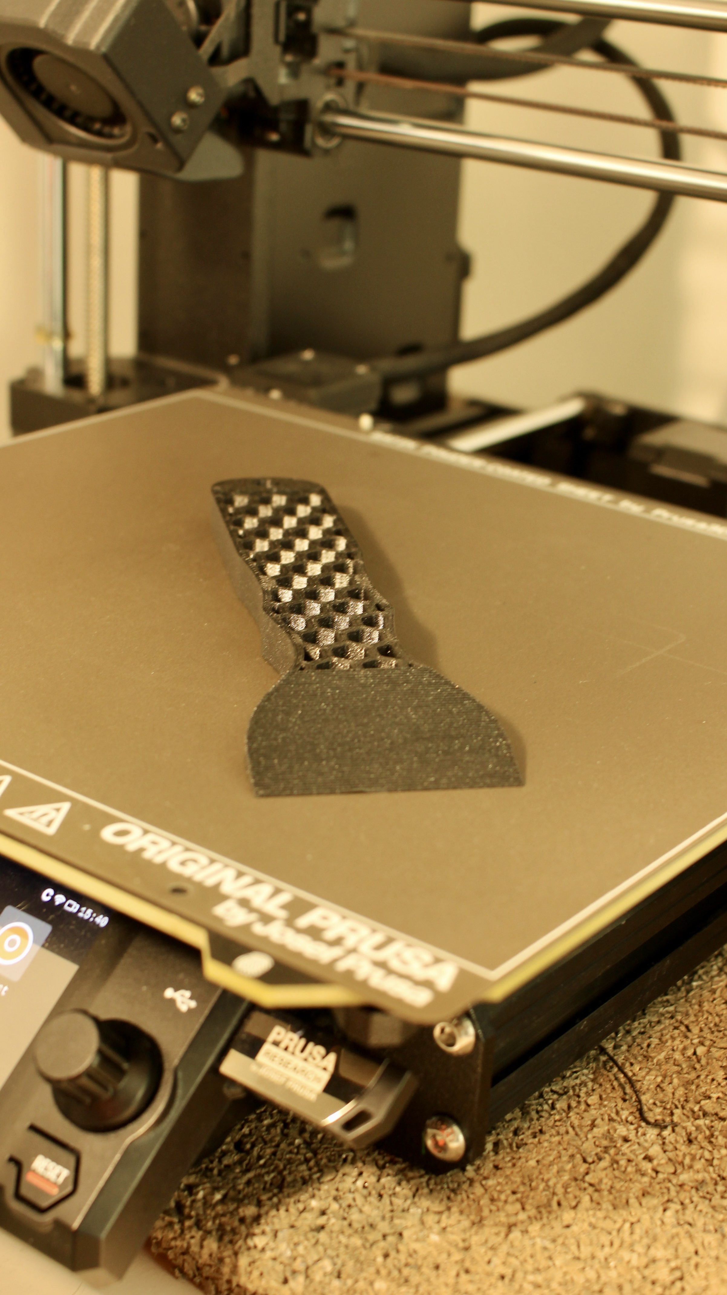 Slightly ergonomic printbed scraper — miniatura 3