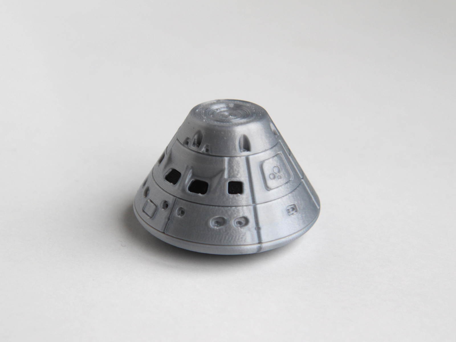 Artemis II Orion Spacecraft 1:100 – Part 1: Crew Module