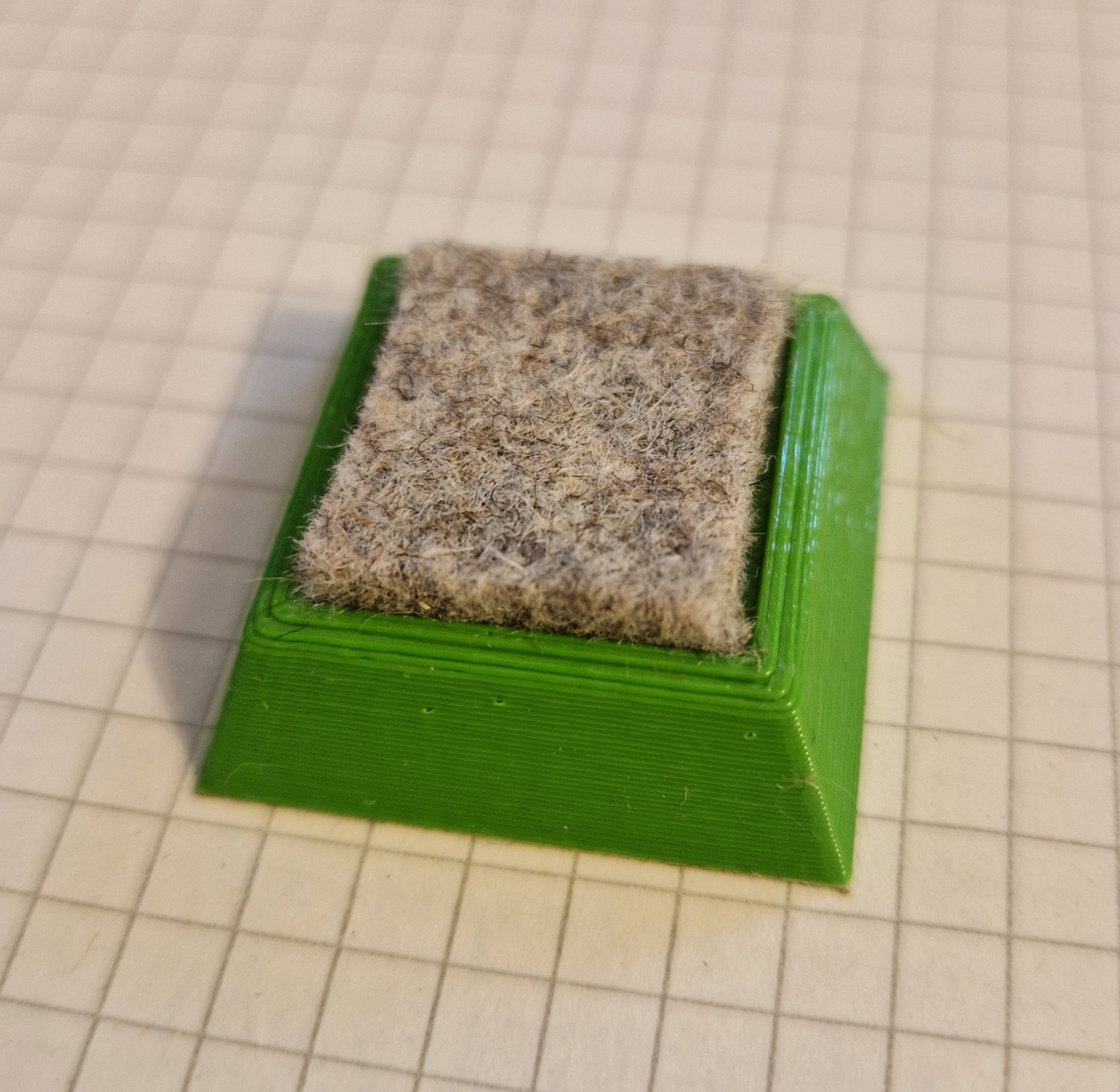 Sqare Felt Pad/Glide for Furniture or Storage Boxes (parametric in slicer)