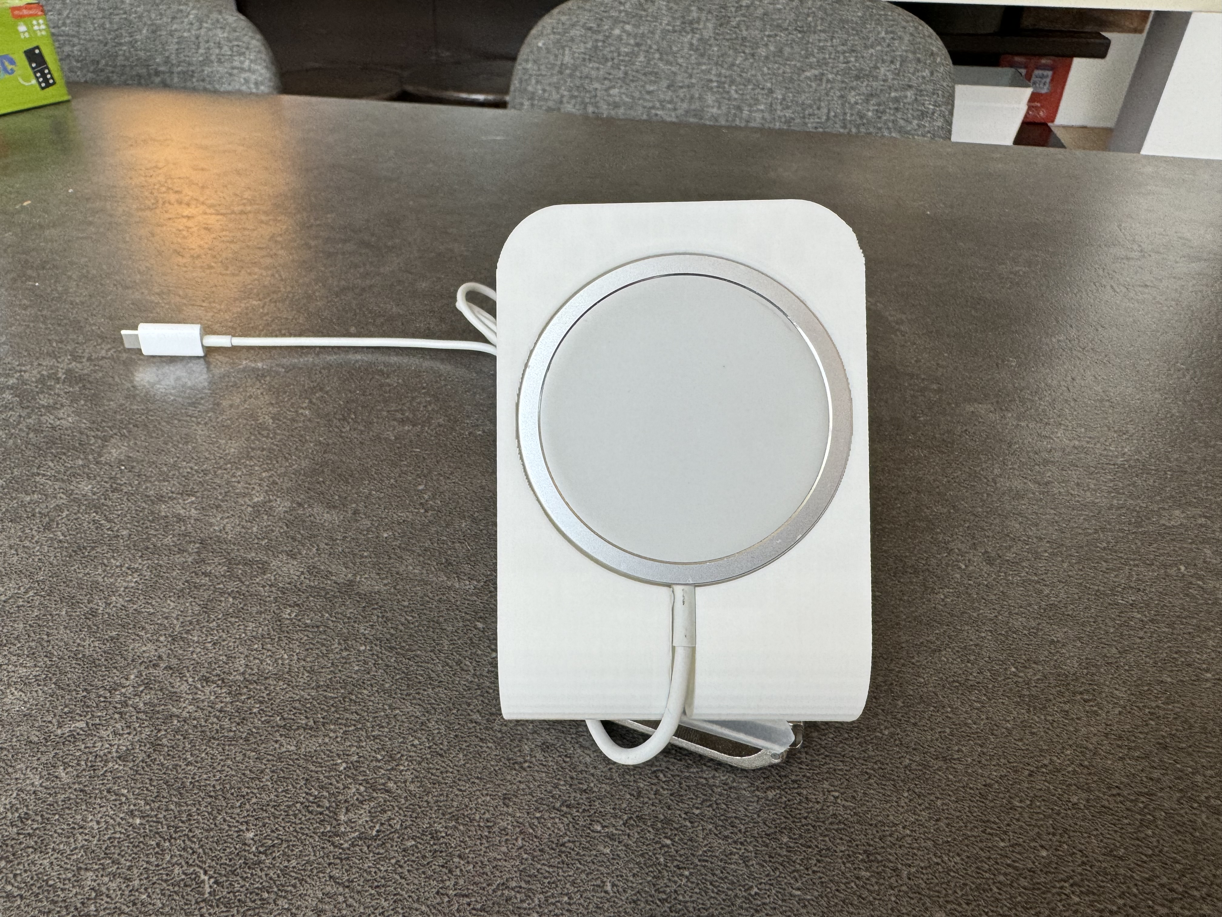 Magsafe Iphone & Apple Watch Dock Minimalist