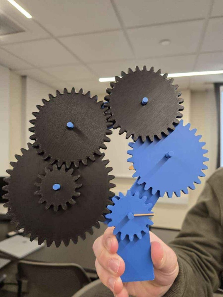 Gear train 1:10 ratio