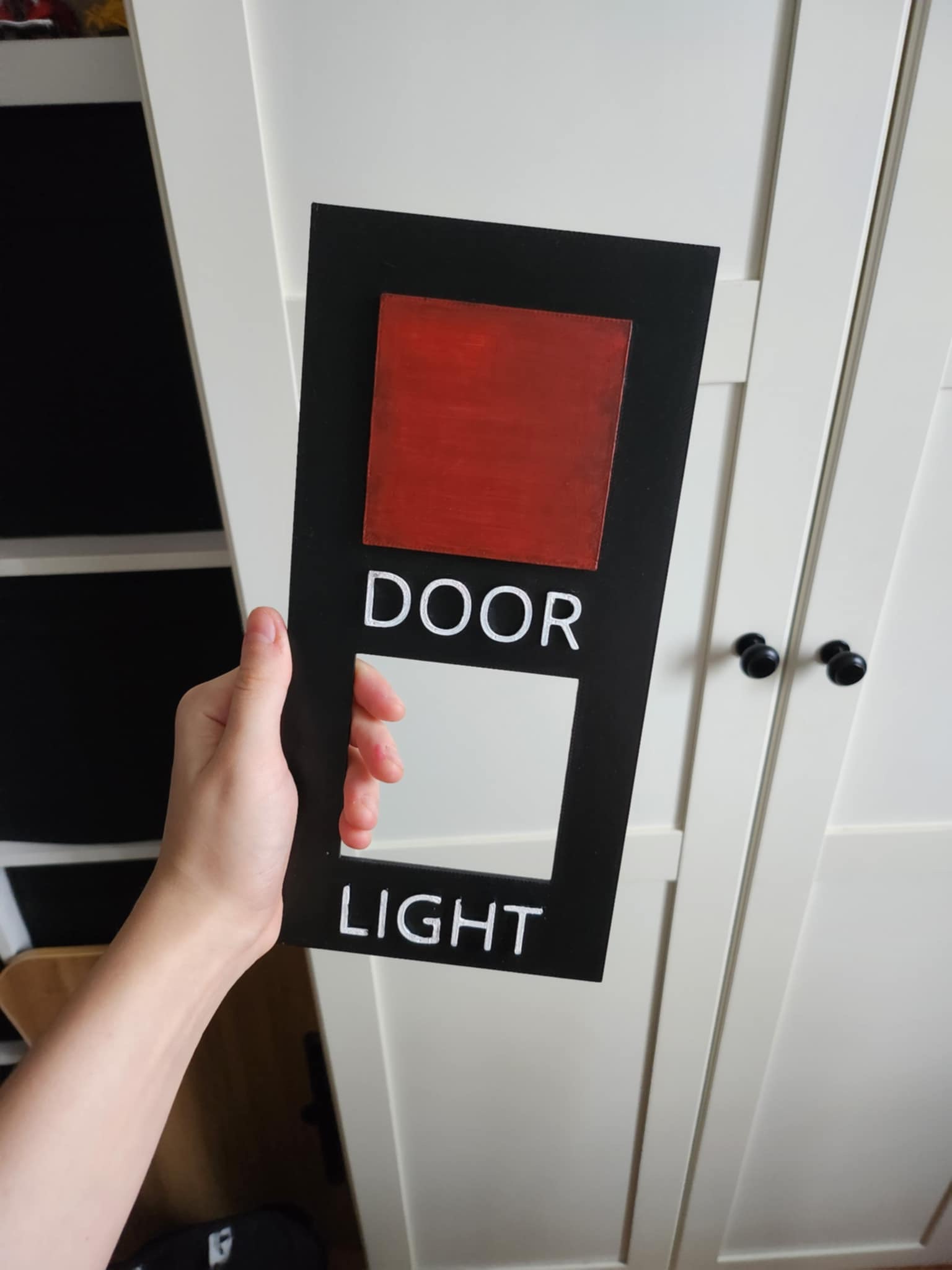 FNAF light button