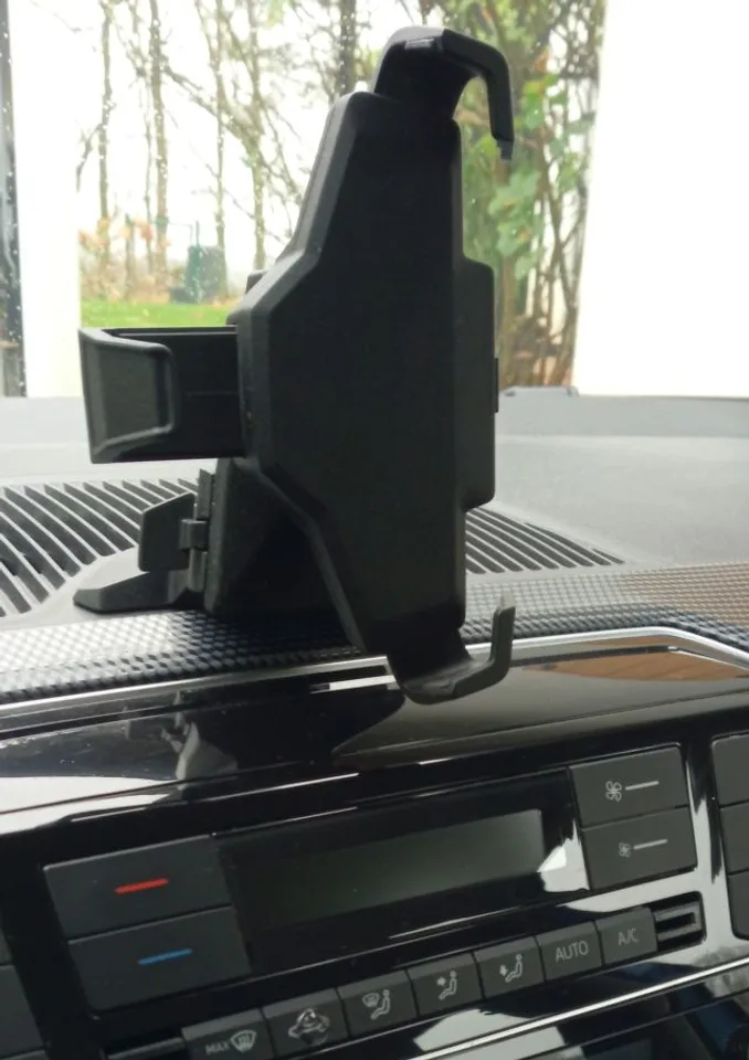 Volkswagen up! e-up! Seat Me Skoda Citigo Smartphone Dock Adapter by Micha, Download free STL model