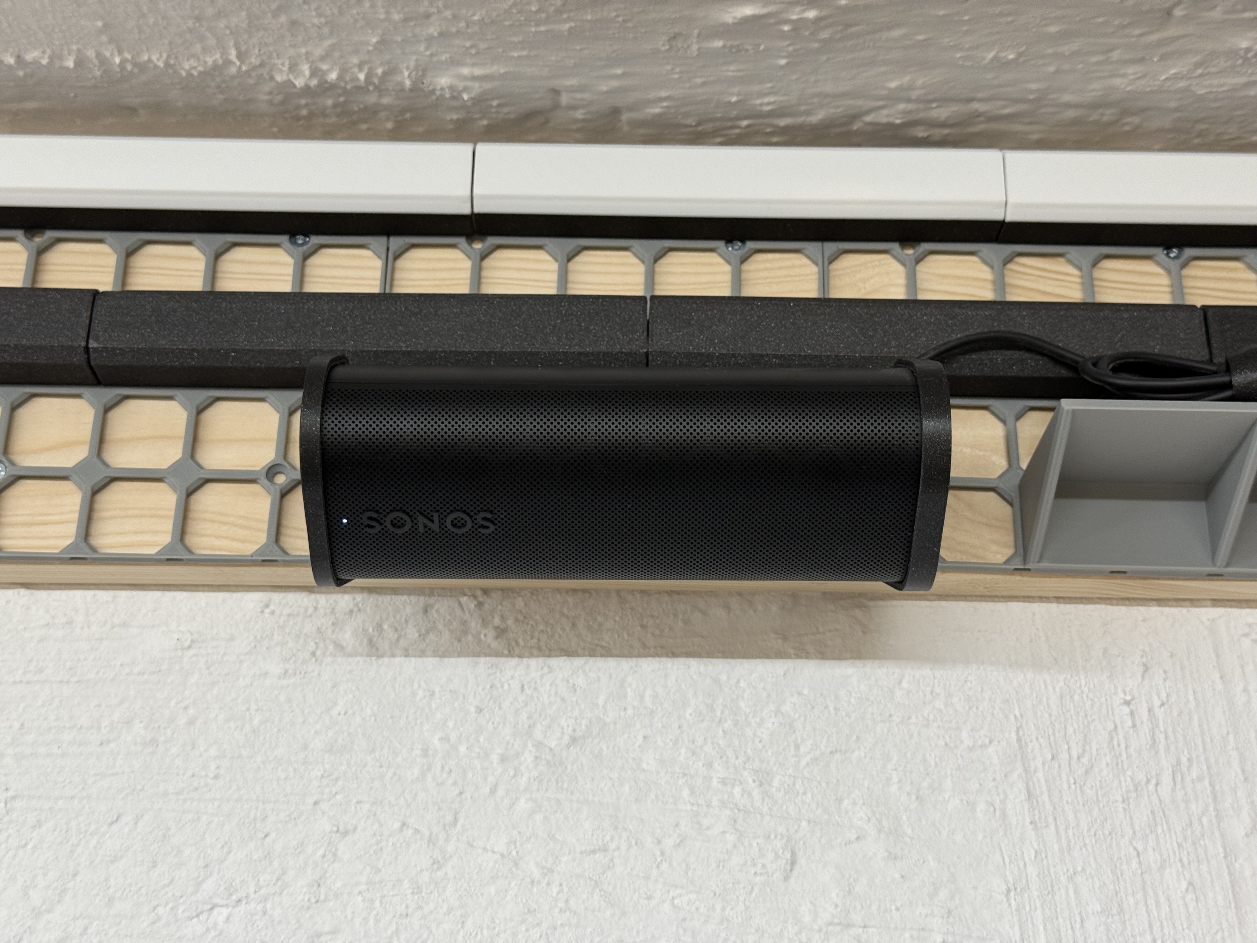 Sonos Roam Wall Mount — thumbnail 3