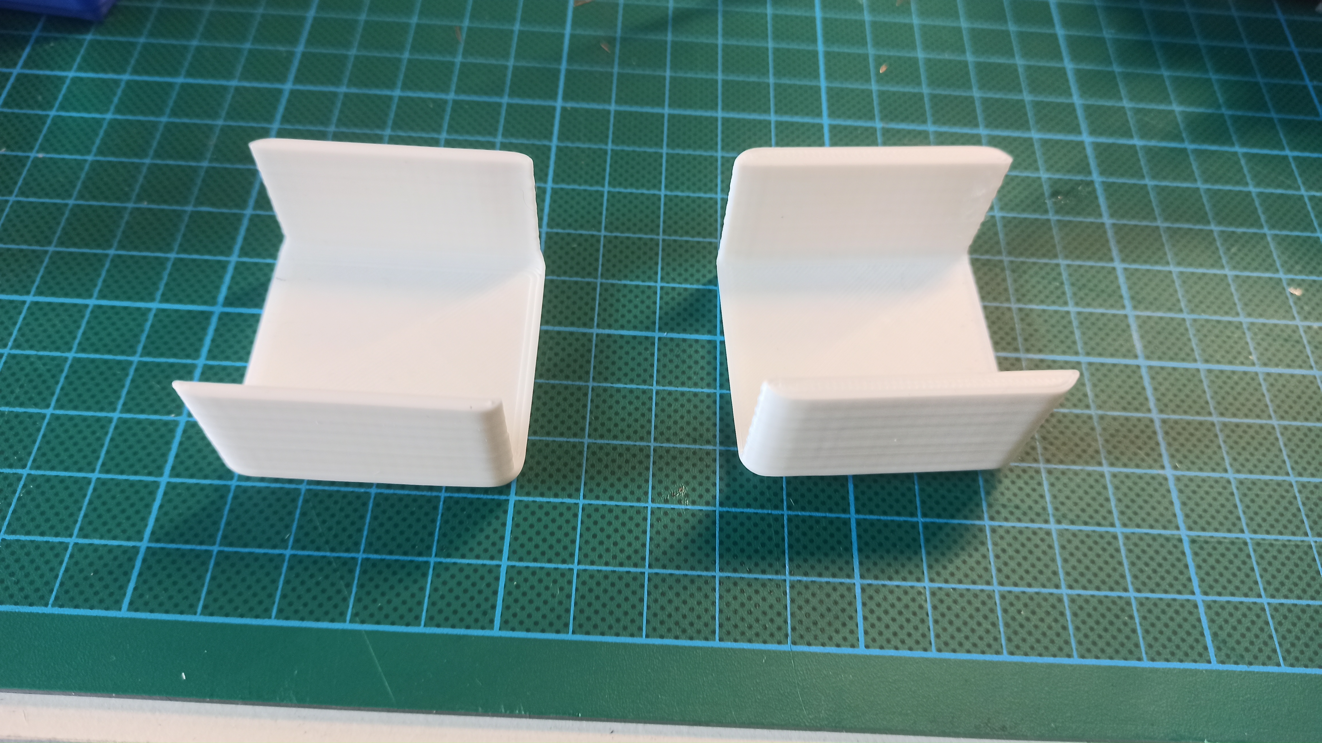 baofeng UV-9R plus holder gridfinity