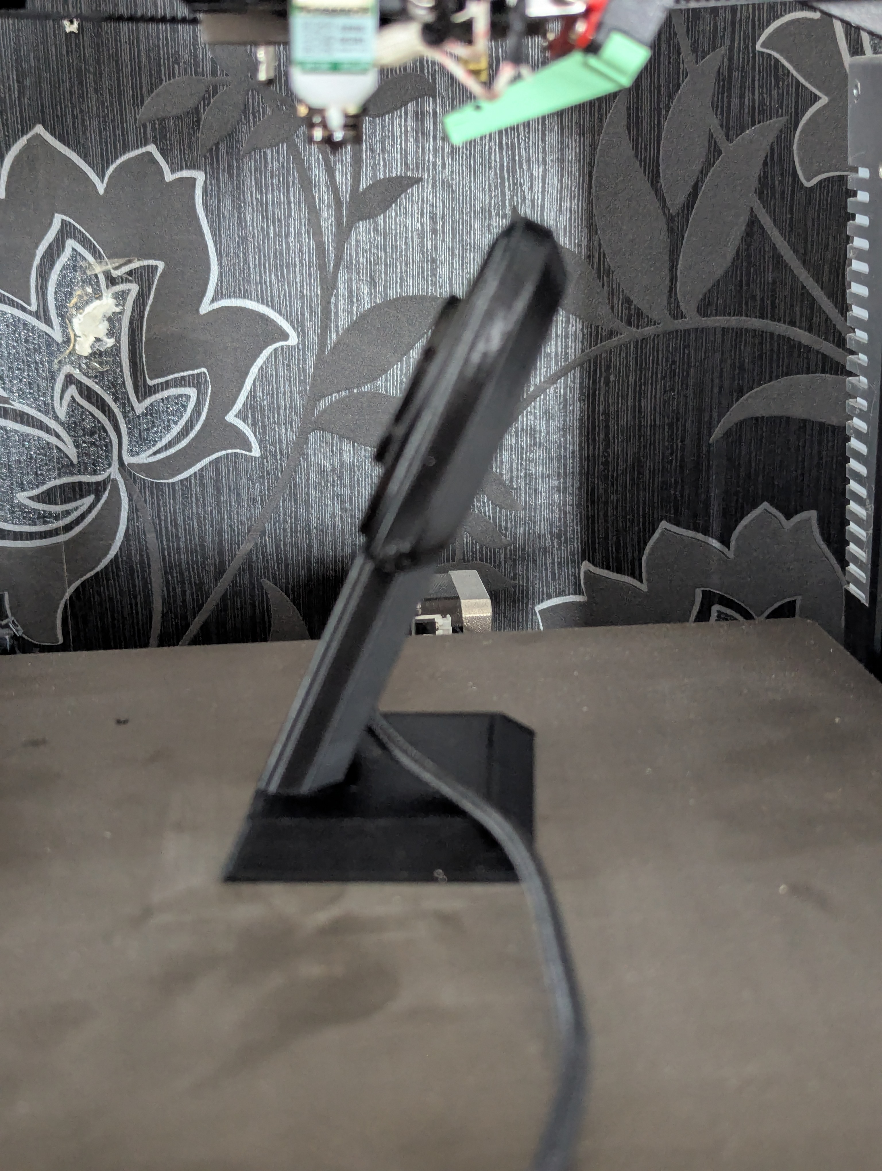 Quadlock MAG (wireless charging) dock for desk or bedside — miniatura 3