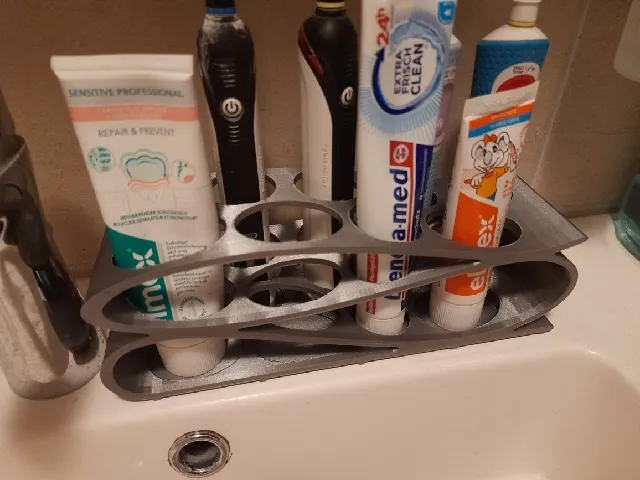 family electric toothbrush holder