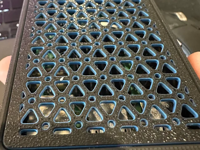 Pi5 Case Lid - IsoGrid