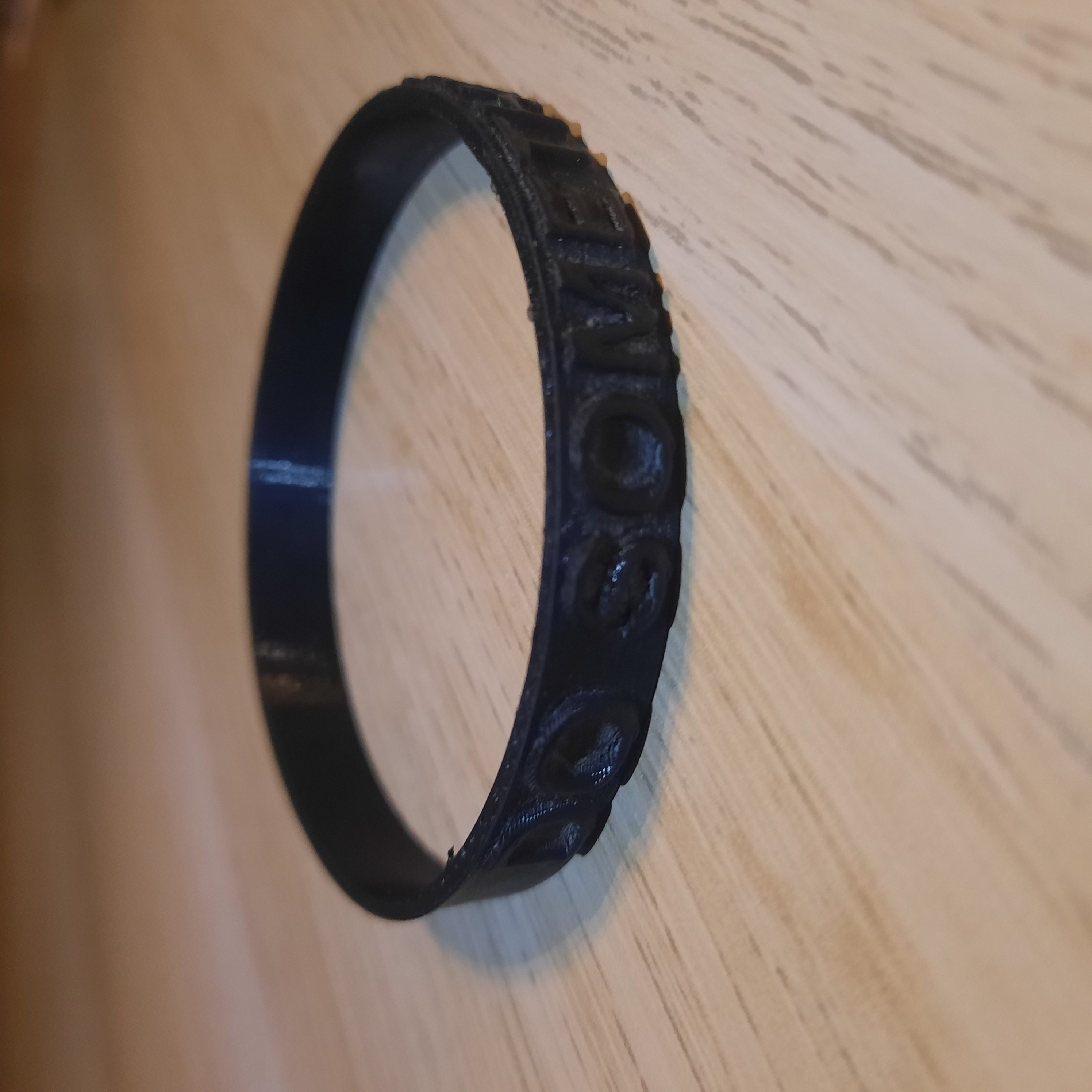 DO SOMETHING Armband