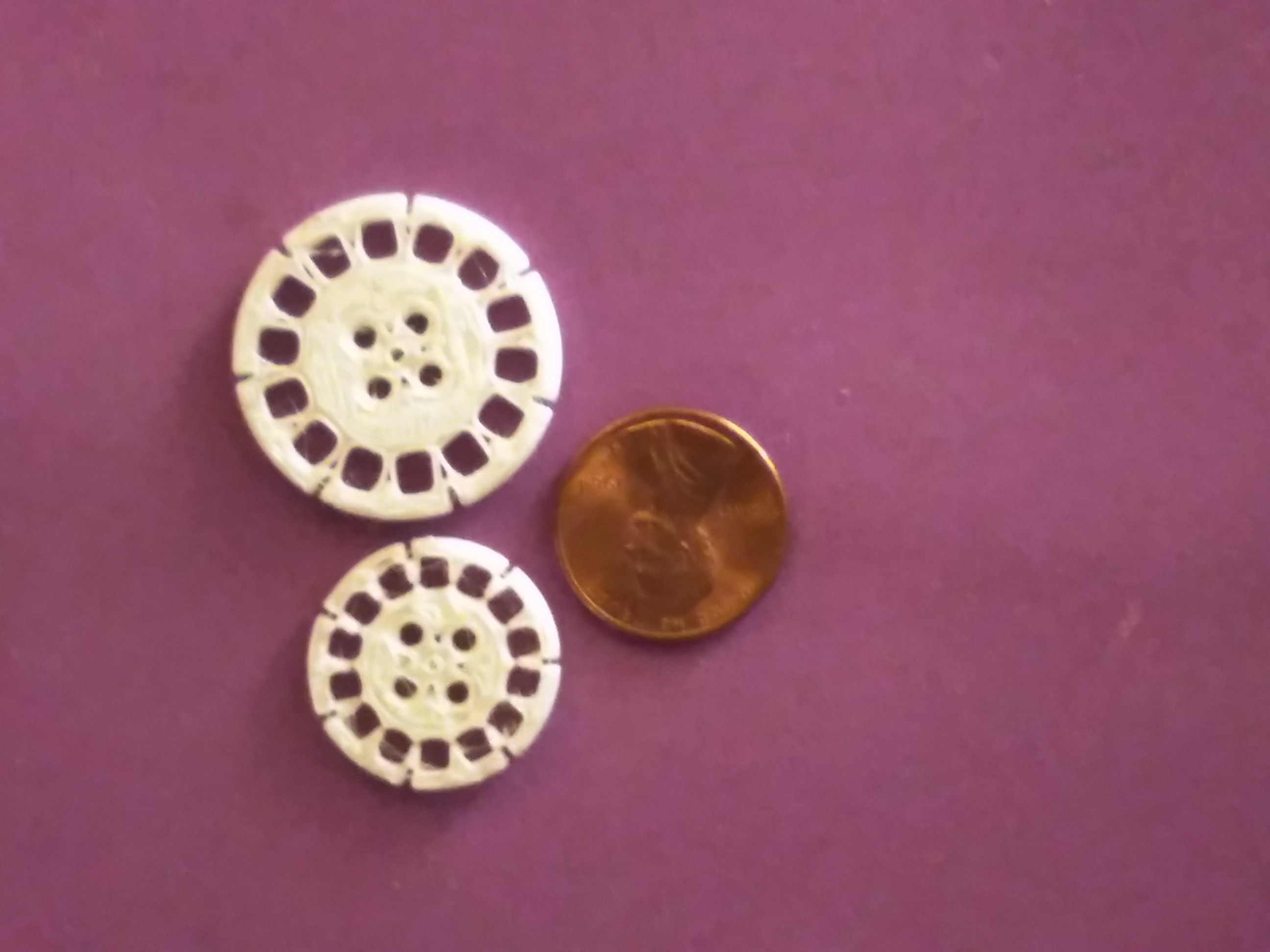 Viewmaster Button — thumbnail 2