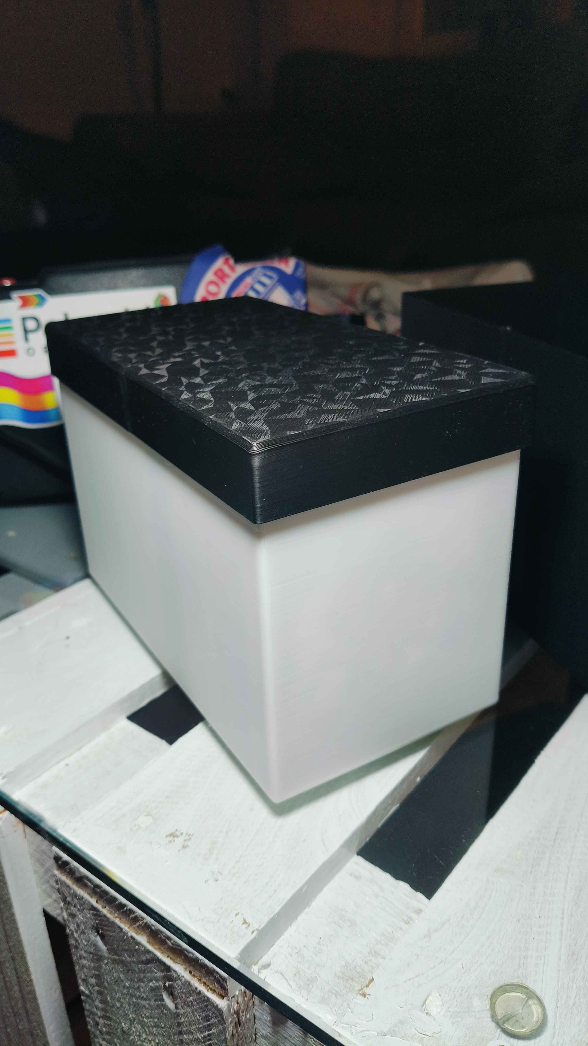 The Polabox, storage for your polaroids