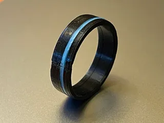 Ring with colored inset