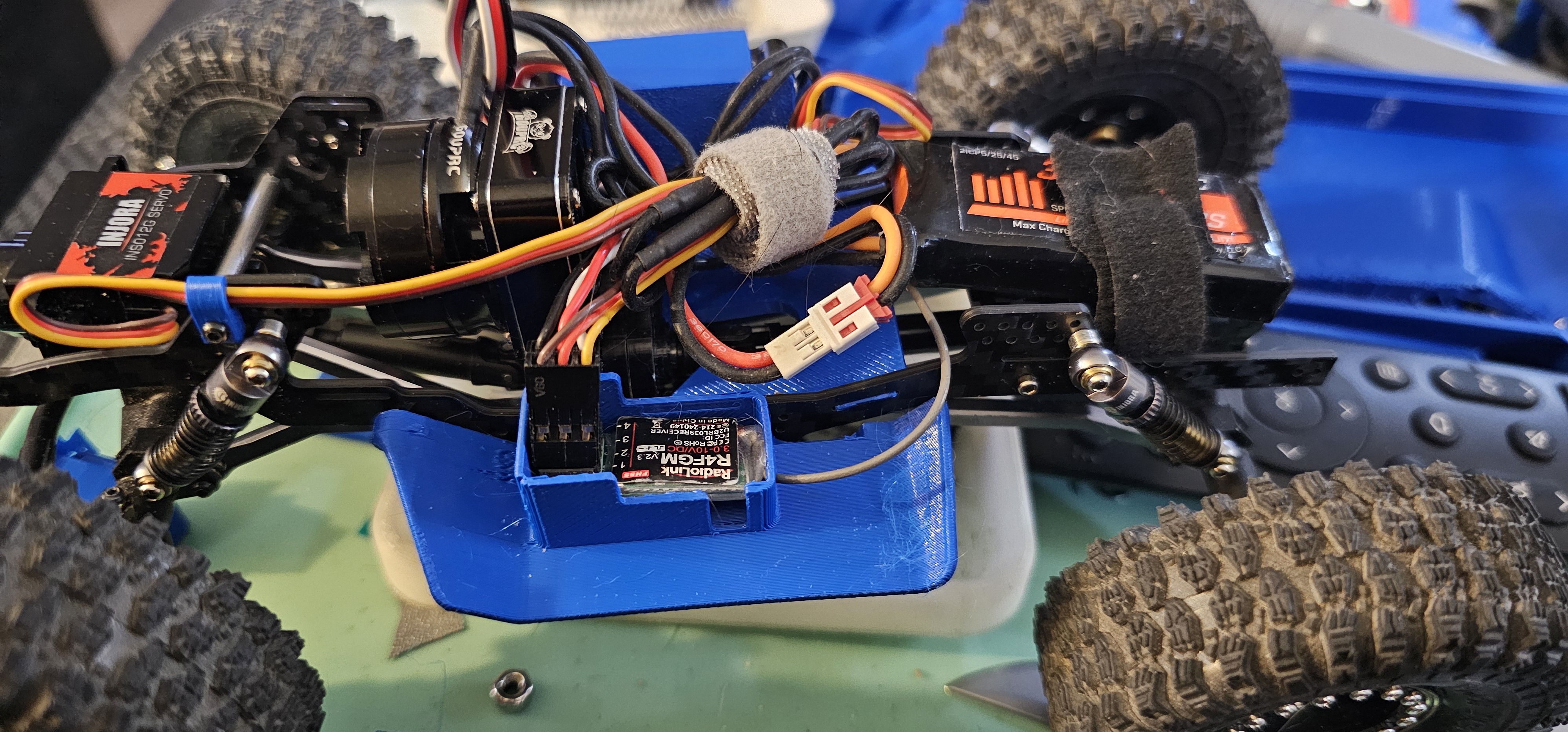 R4FGM CASE SCX24 SLIDER