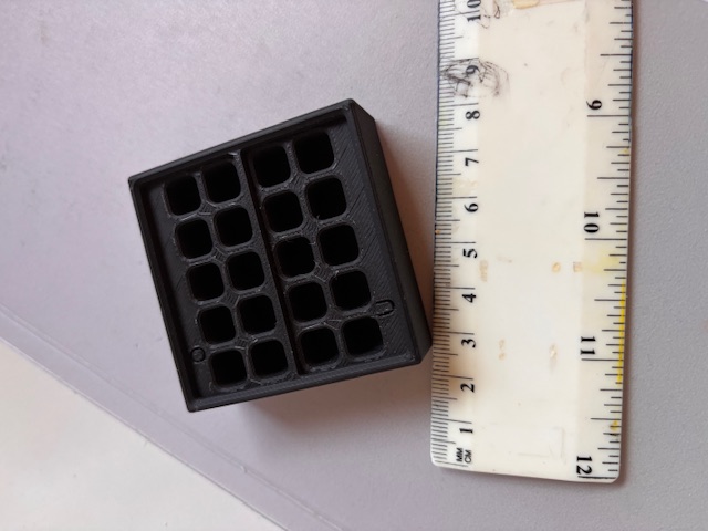 milktooth storagebox low poly — miniatura 2