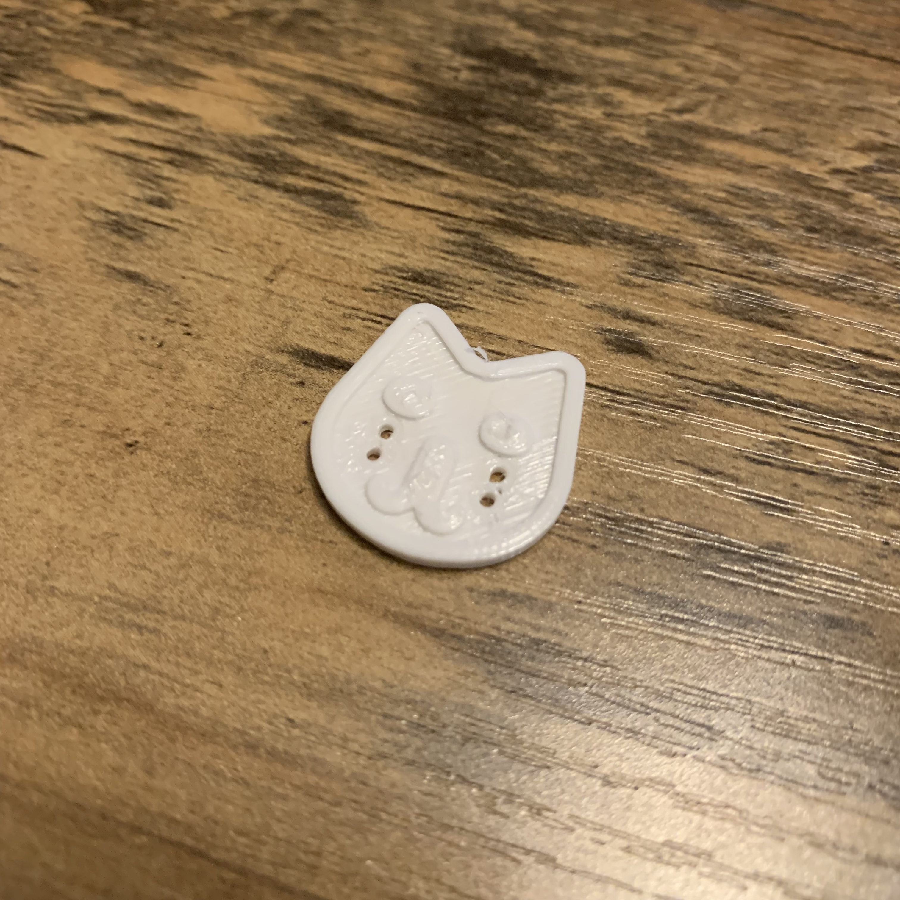 Miniatura 4 do modelo 3D Cat Button