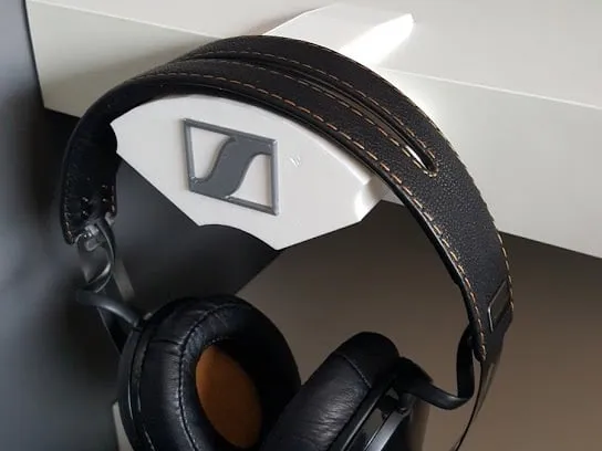 Headphones hanger Ikea Lack
