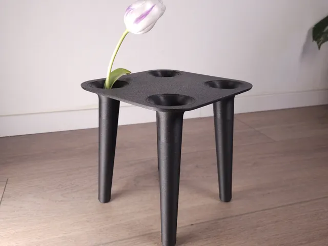 Table - Plant Riser - Flower Vase - Crumb collector
