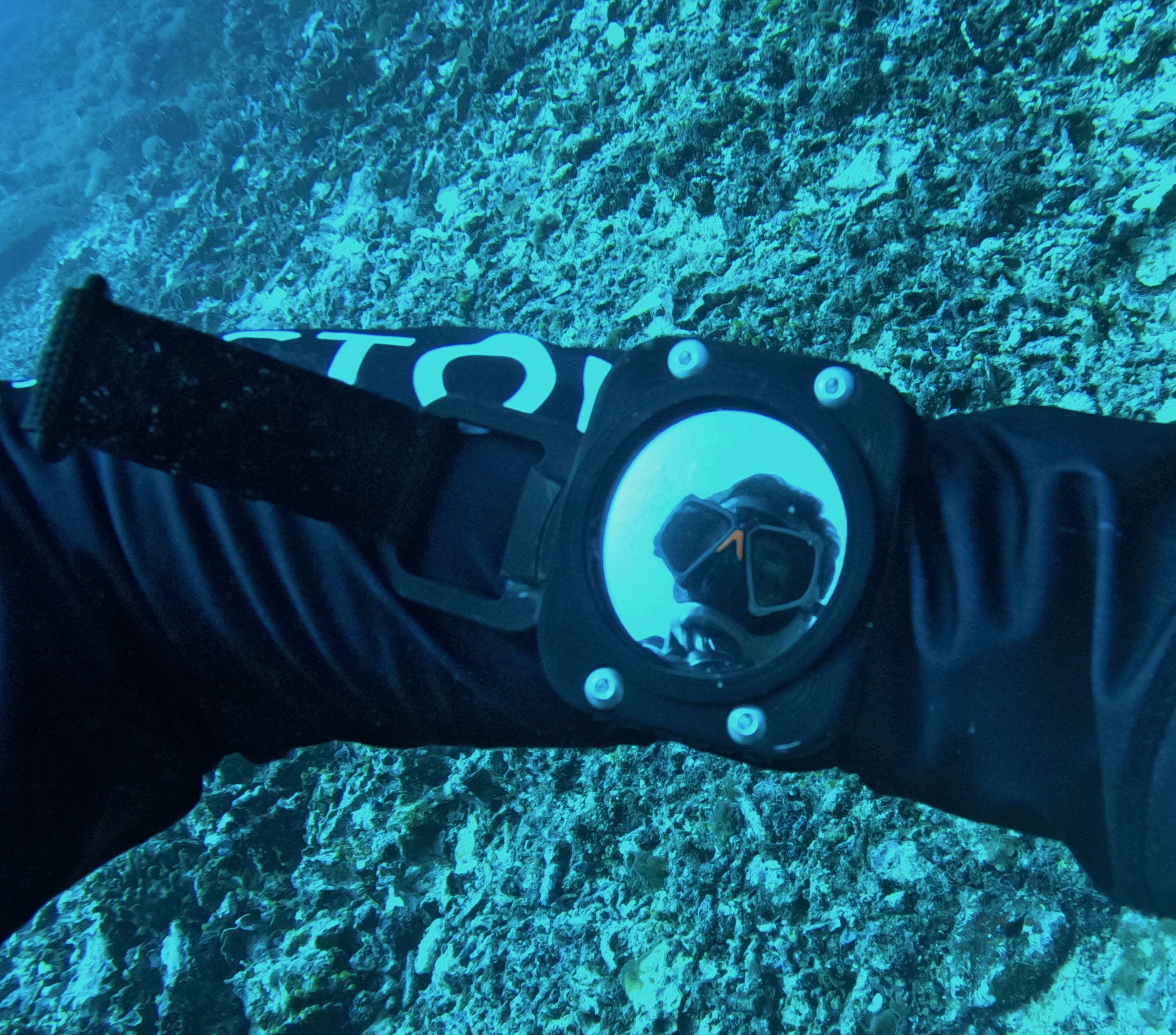 SCUBA / Diving Mirror with Line Cutter