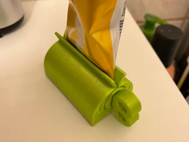 Lis na zubní pastu/toothpaste press