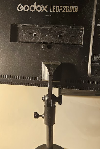 Mounting adapter for 3/8" microphone stand  to 5/8″ led light — miniatura 2