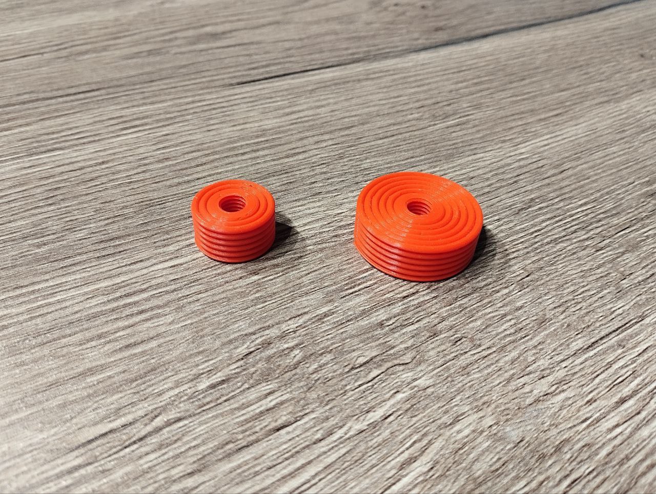 Miniatura 2 do modelo 3D Mini Filament Spools Keychain