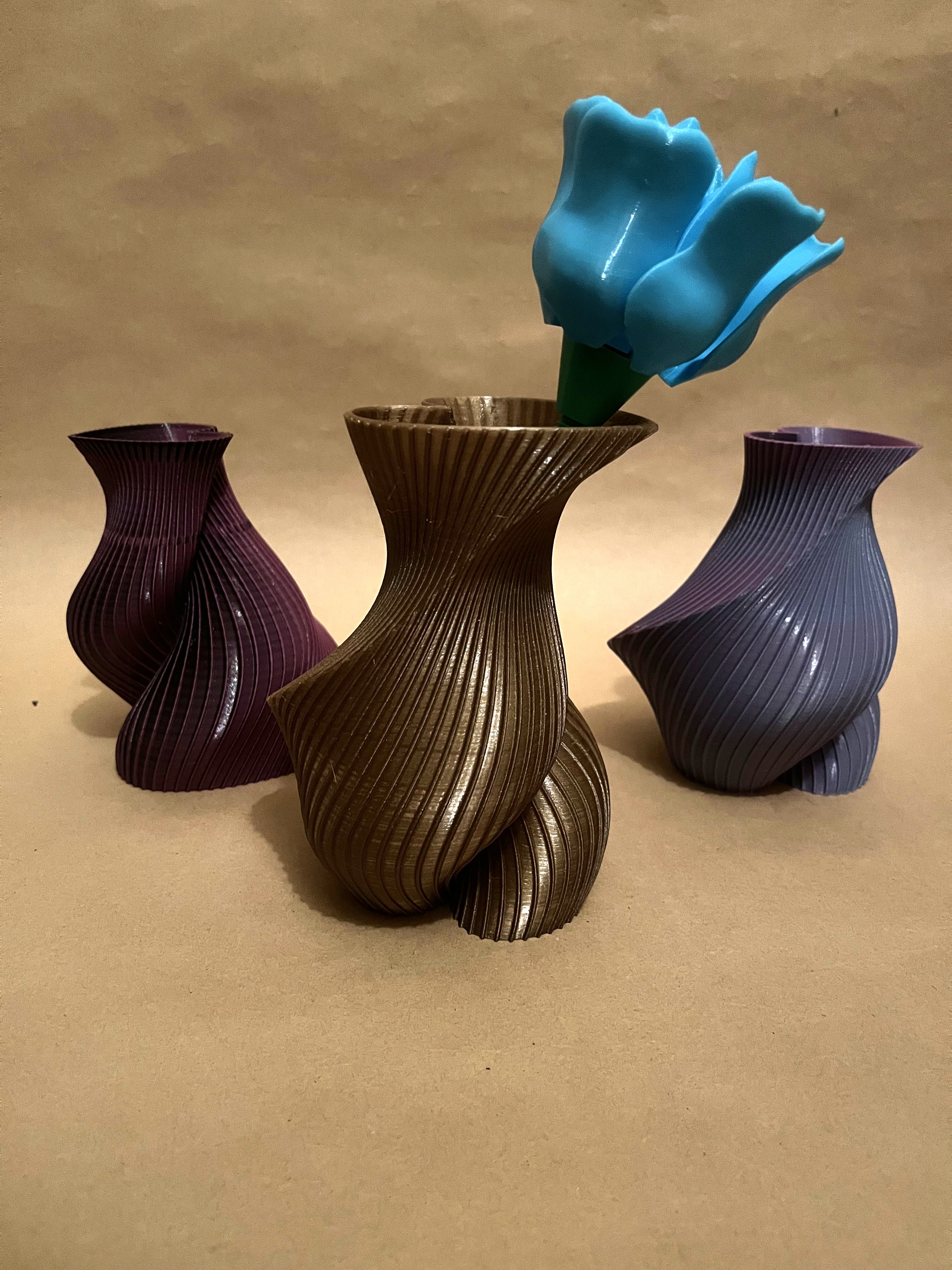 Heart-shaped flower vase