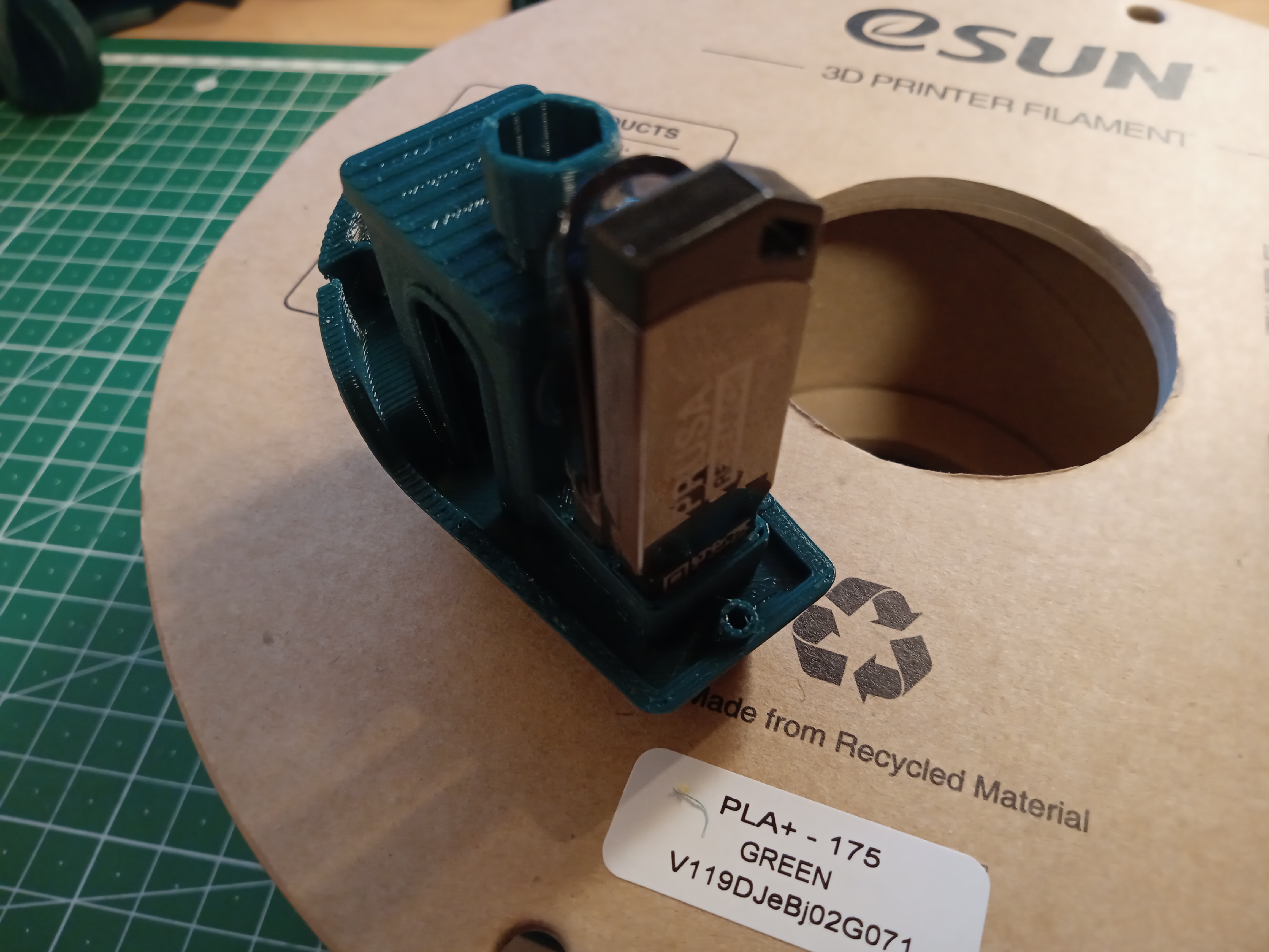 Miniatura 4 do modelo 3D [OEWB] Workbenchy Utility Benchmark