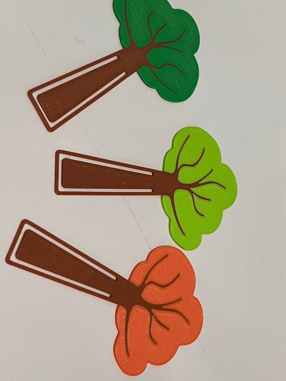 Miniatura 2 do modelo 3D Tree bookmark