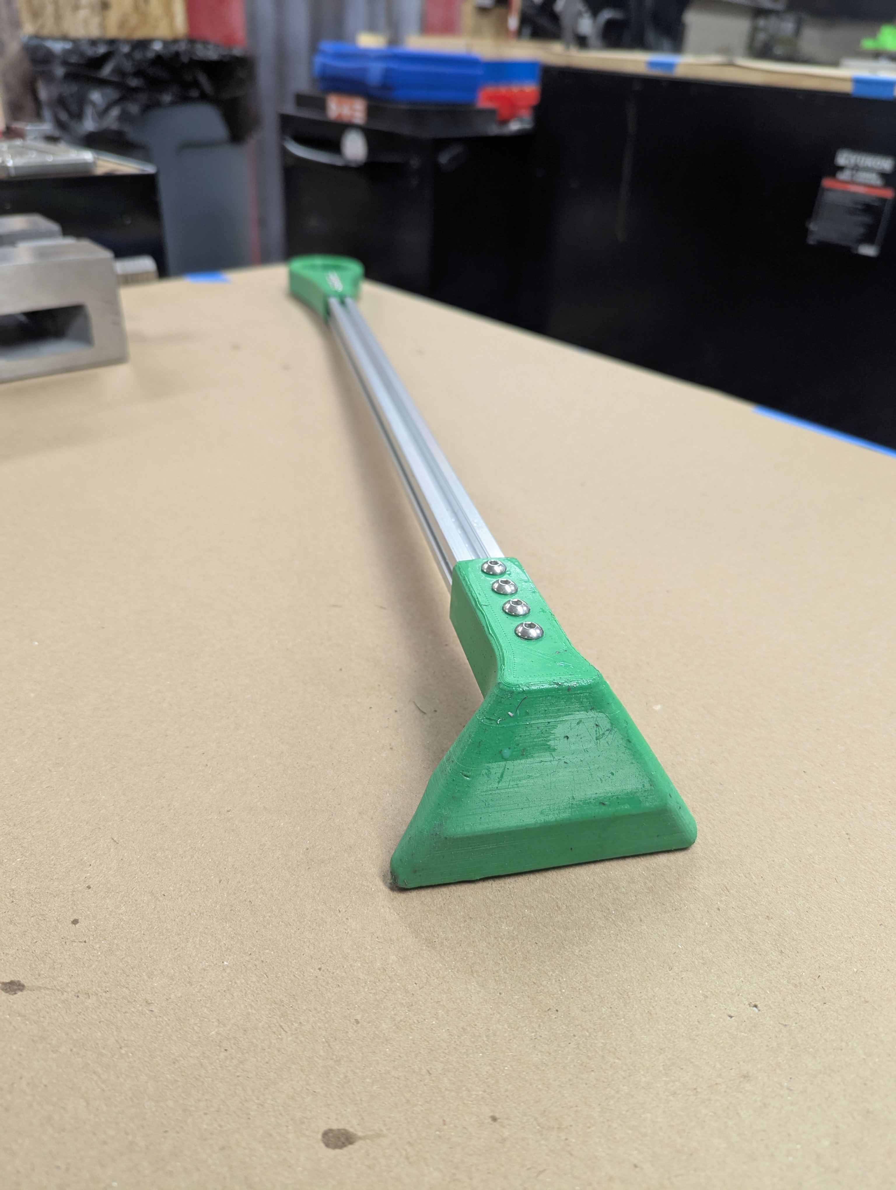 Chip Pusher --- 2020 extrusion