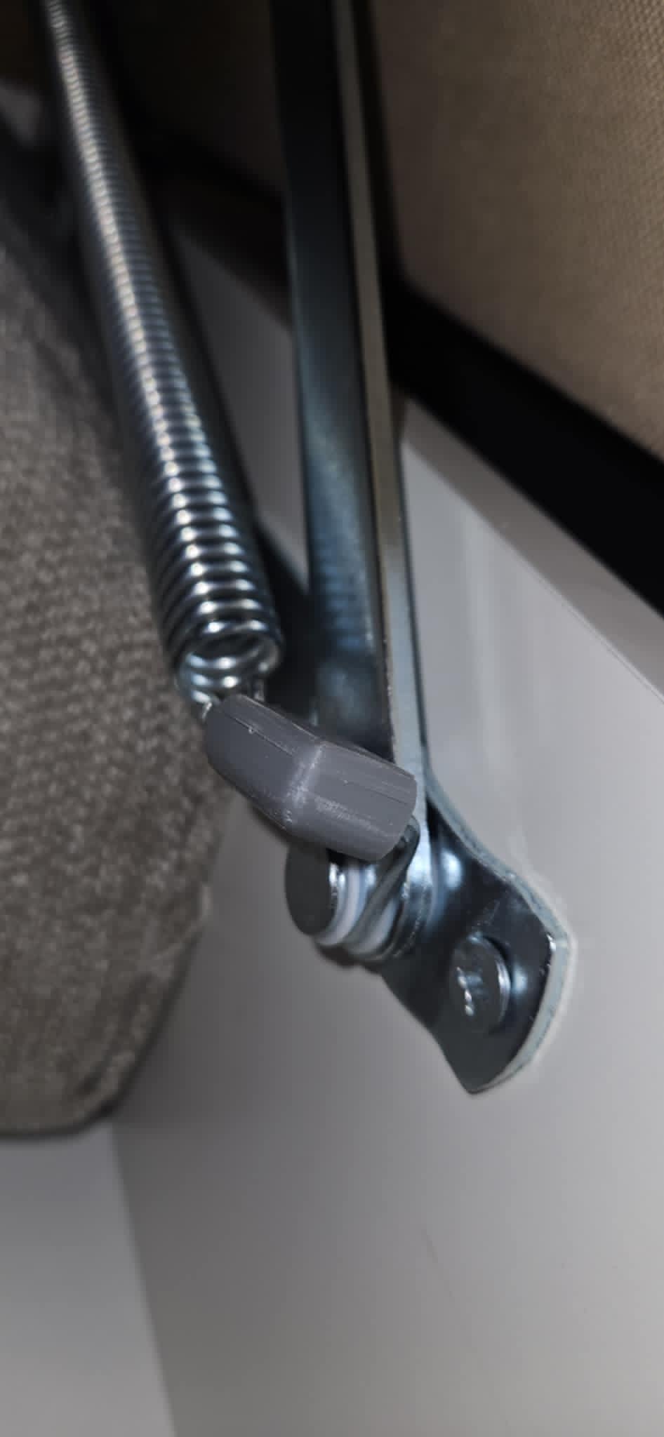 Friheten Spring Flange Edge Protector