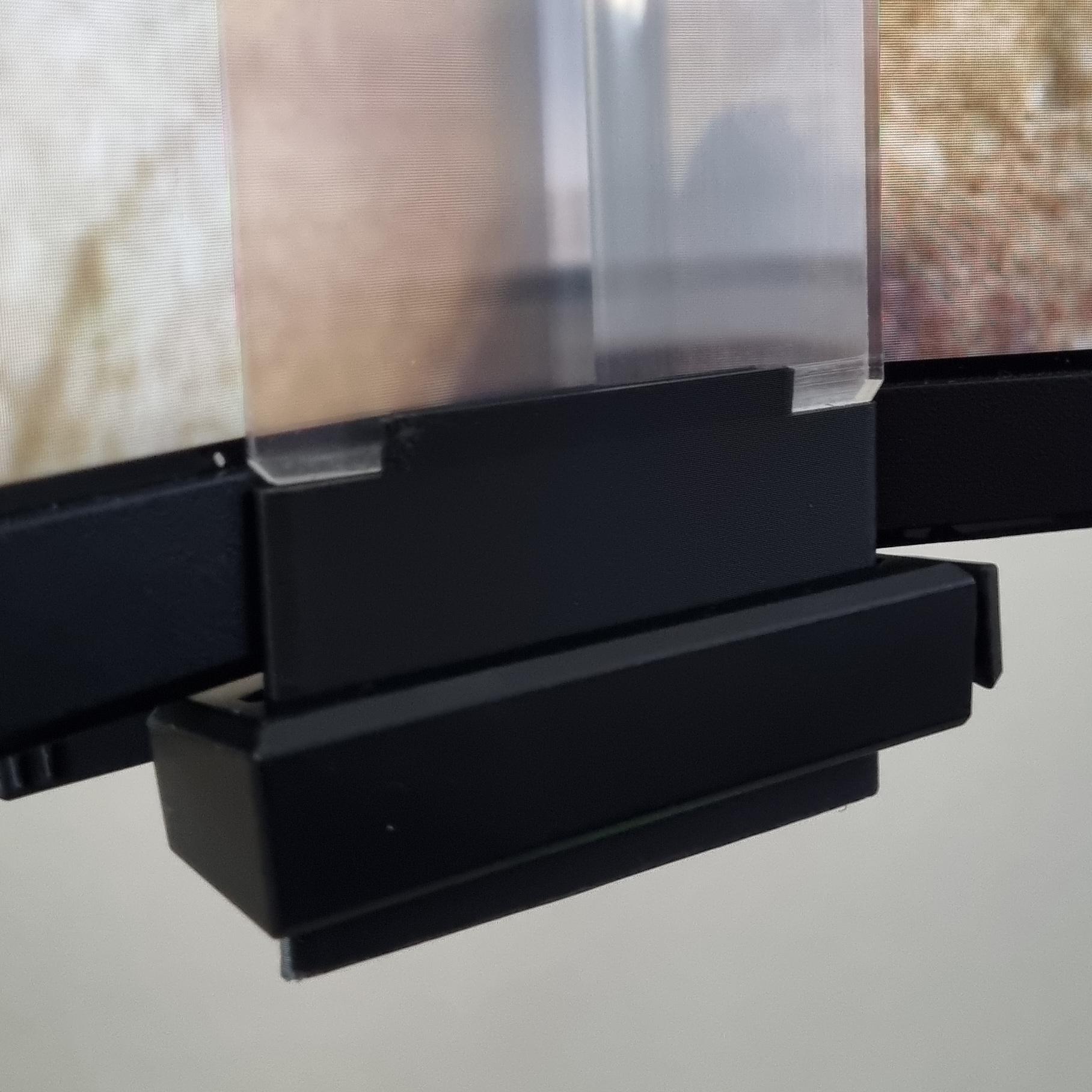 Extension ASUS Bezel Free Kit for 32" Screen