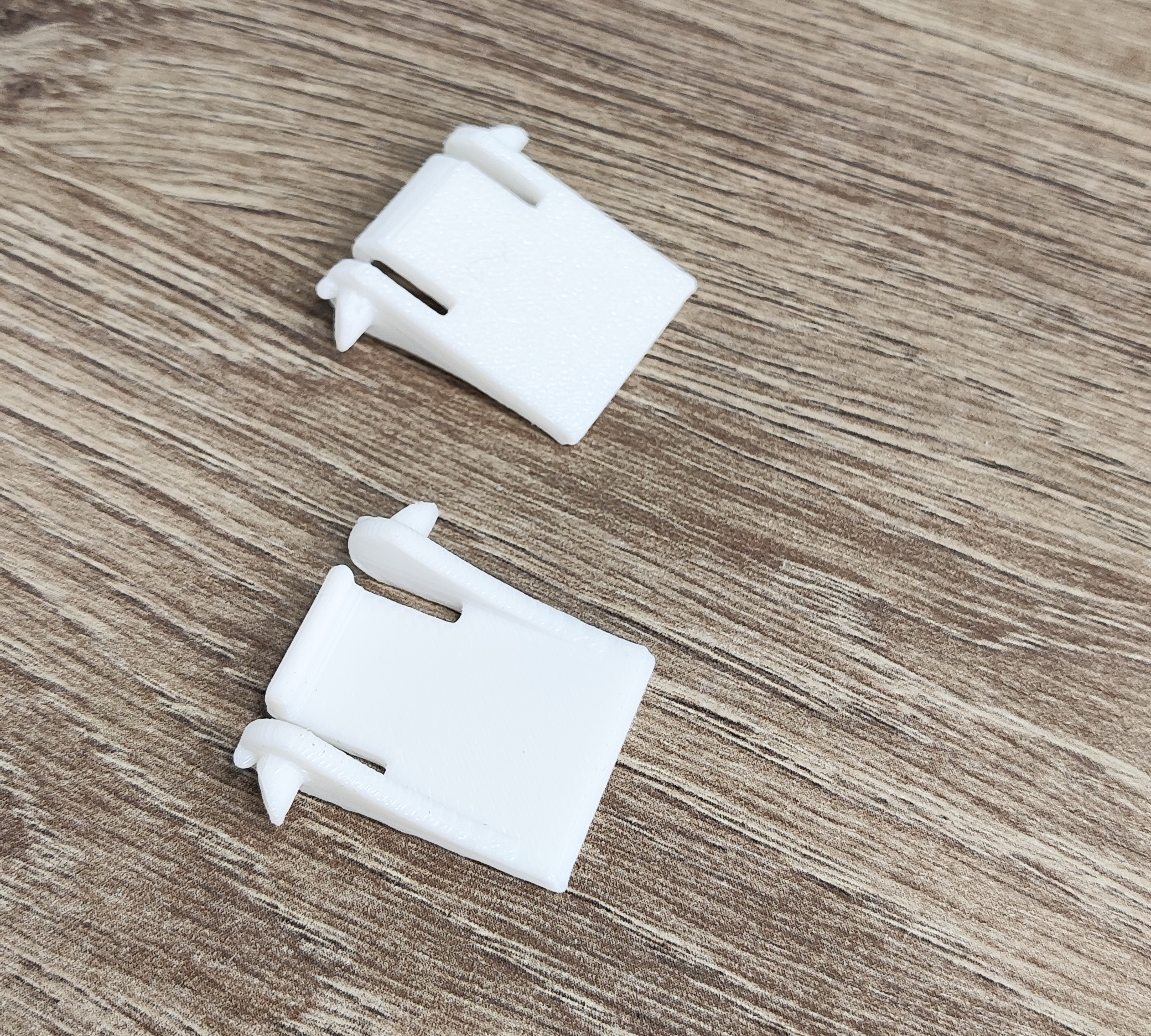 Razer Cynosa Pro slim leg